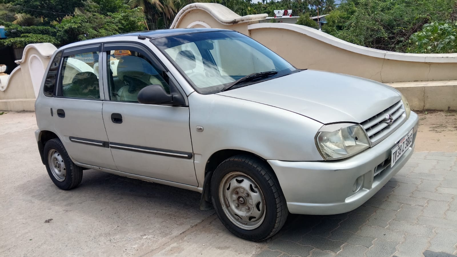 Maruti Suzuki Zen - Image 15