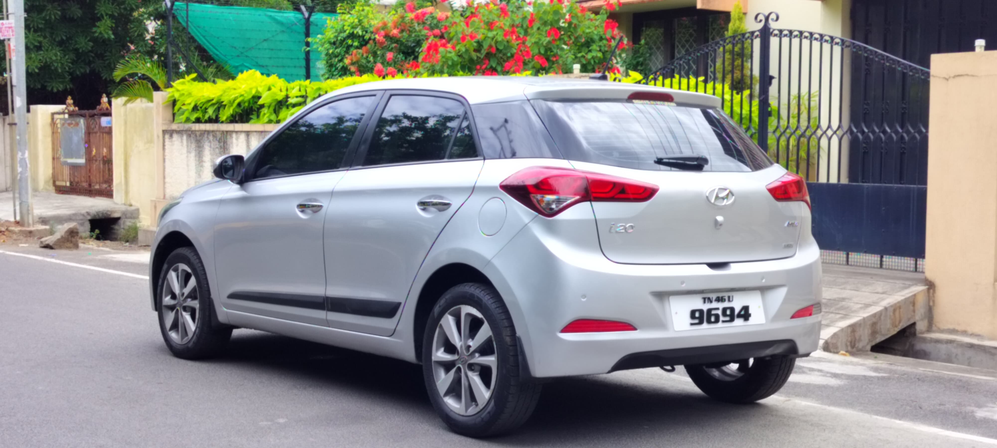 Hyundai i20 - Image 2