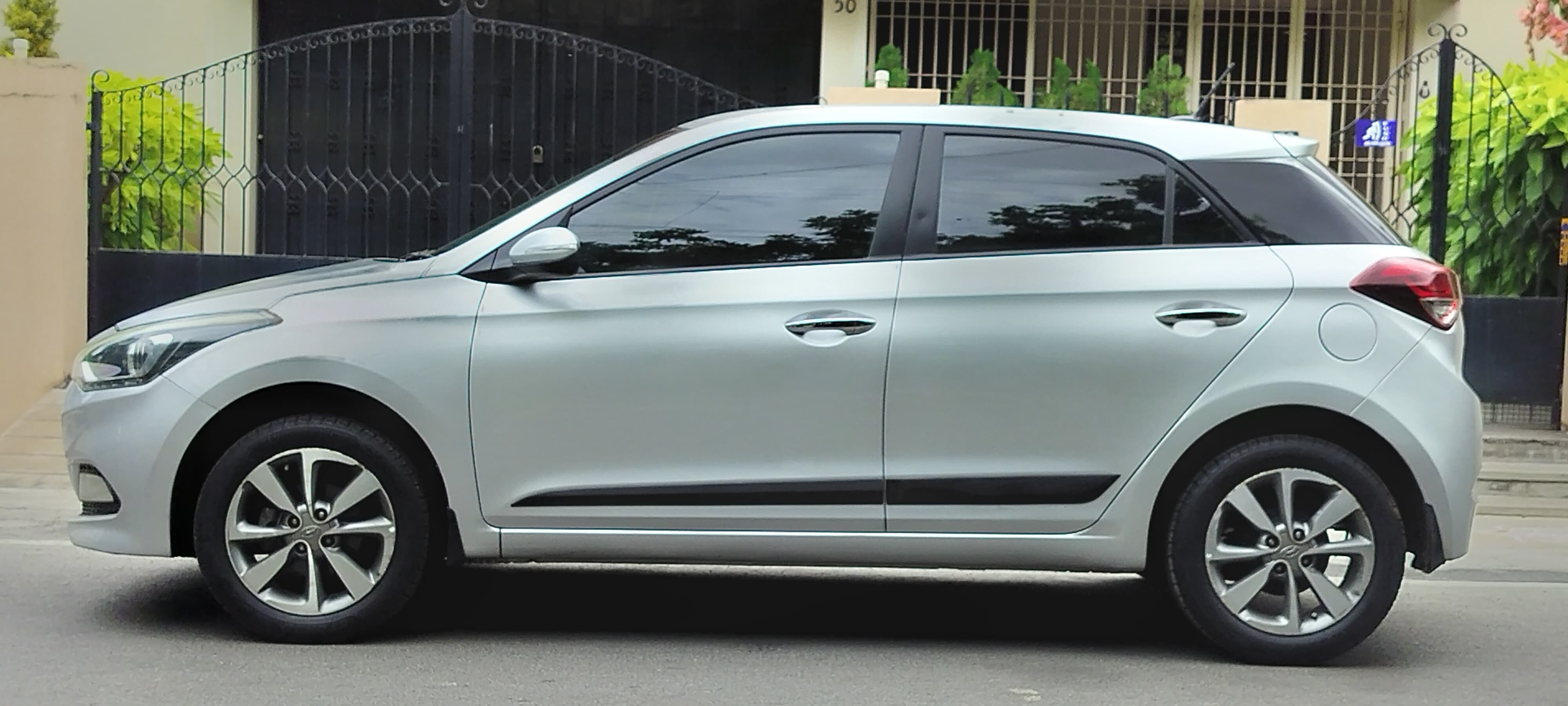 Hyundai i20 - Image 3