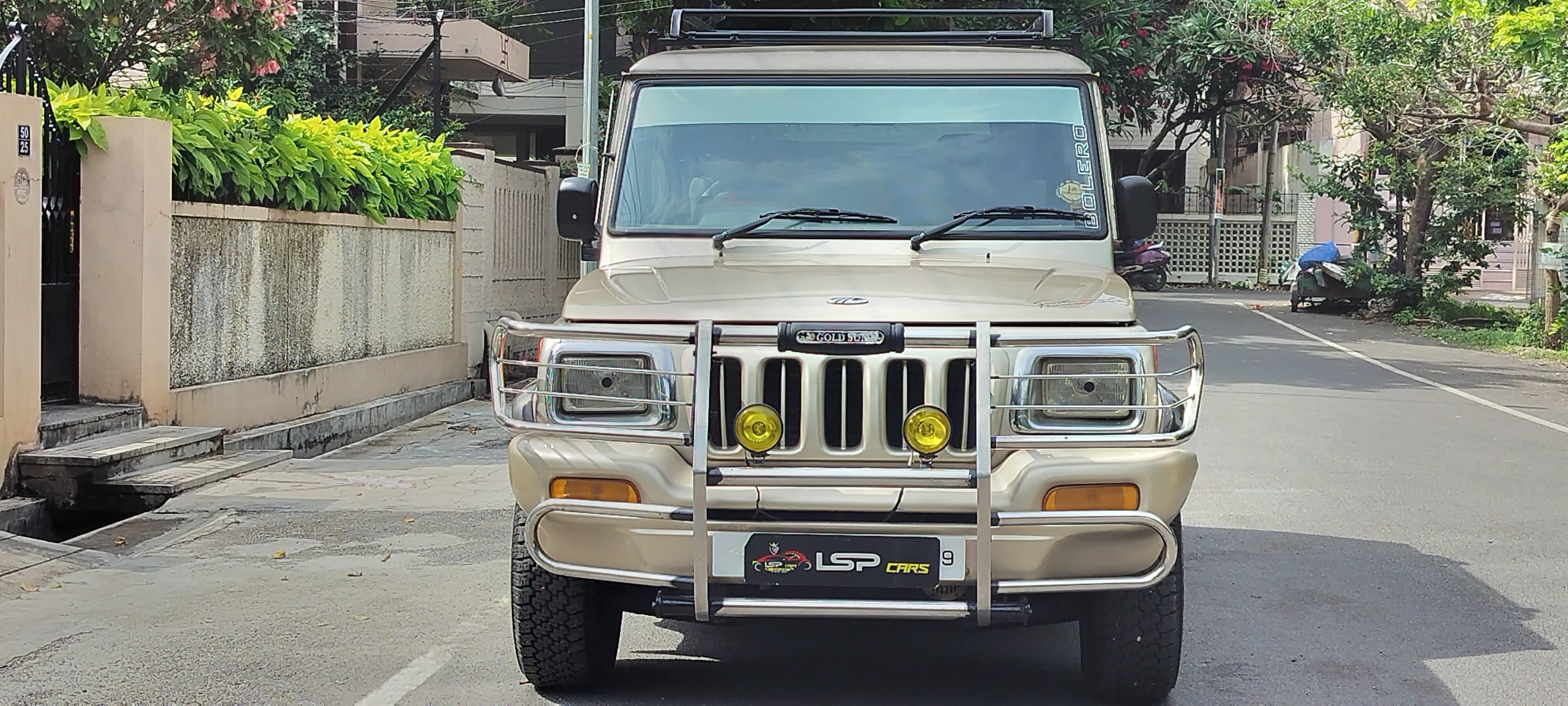 Mahindra Bolero