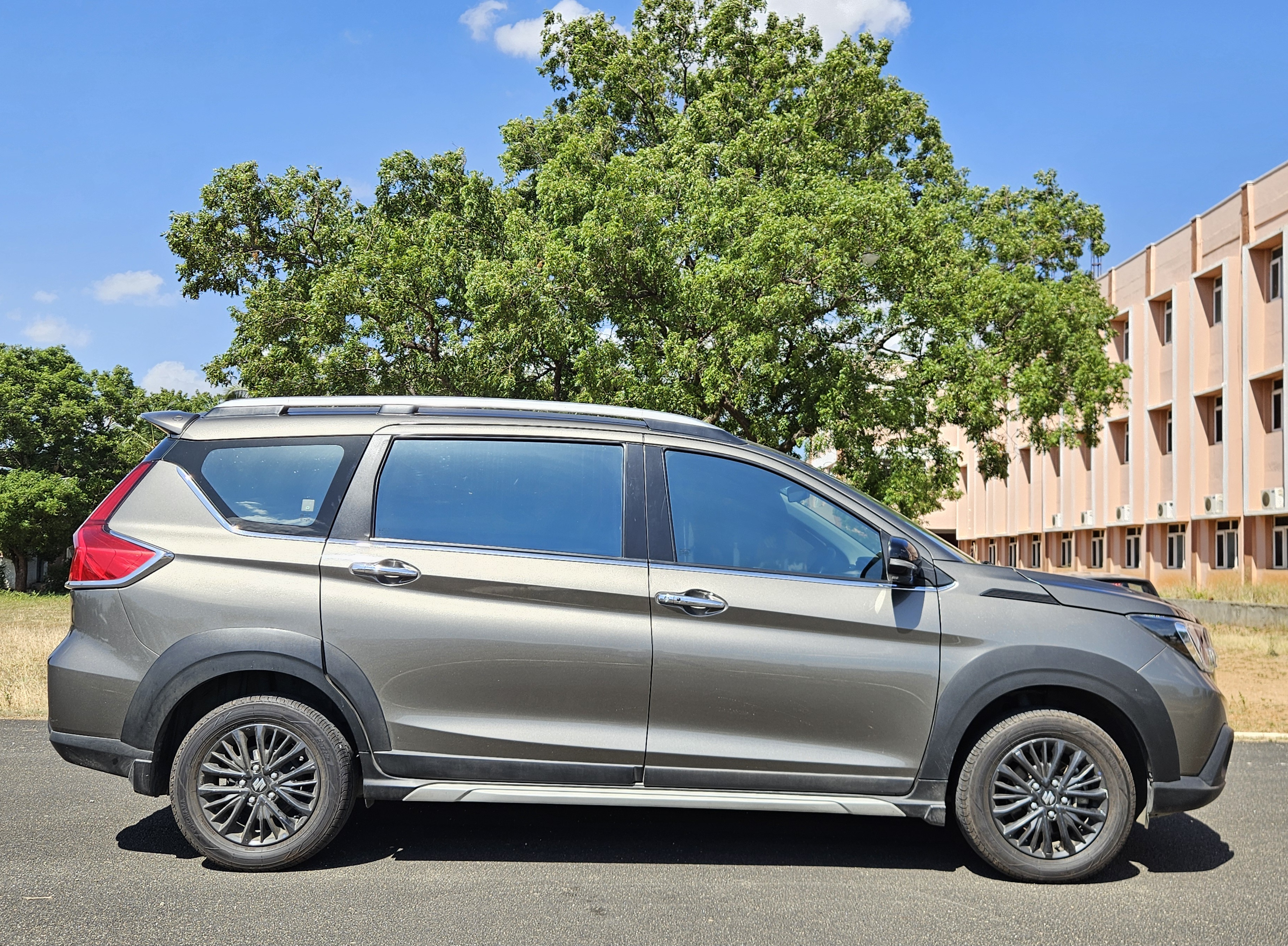 Maruti Suzuki XL6 - Image 2