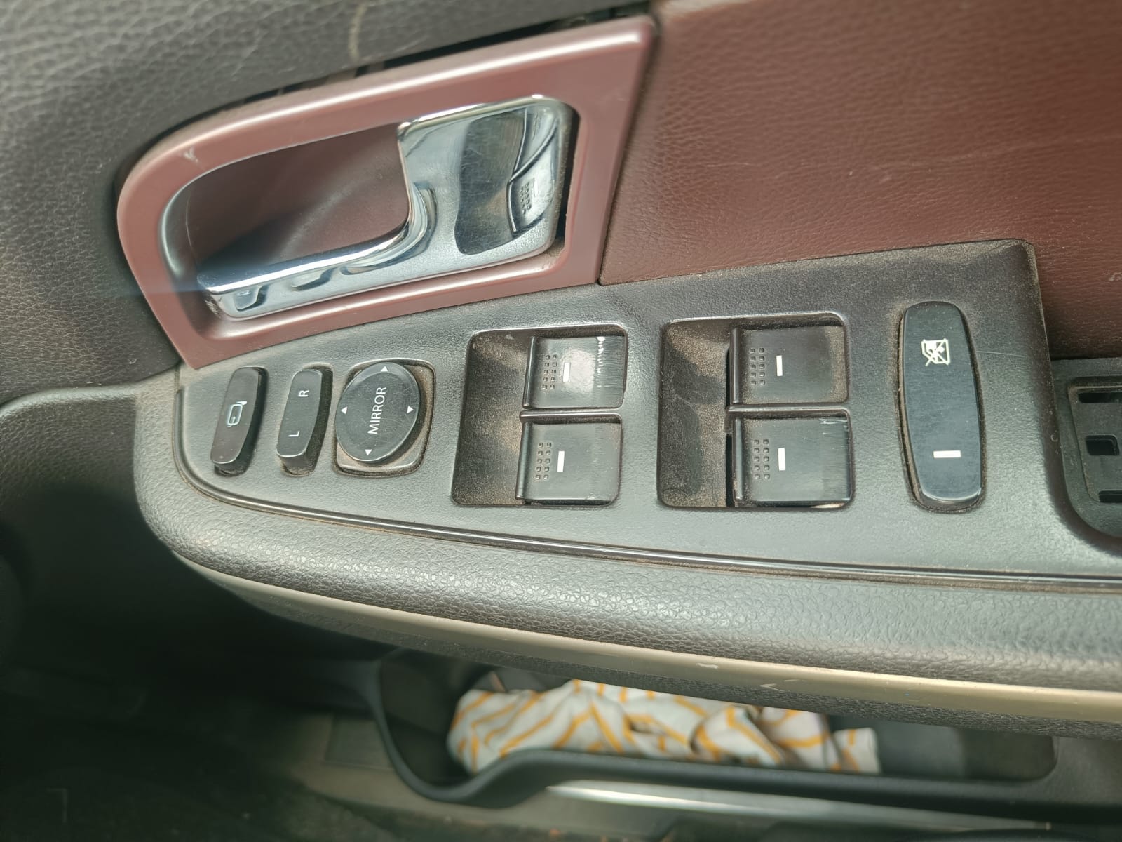 Tata Aria - Image 2