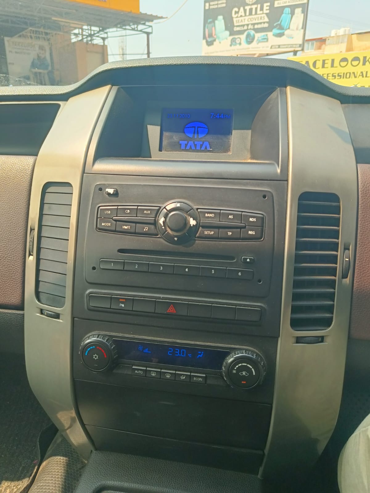 Tata Aria - Image 4
