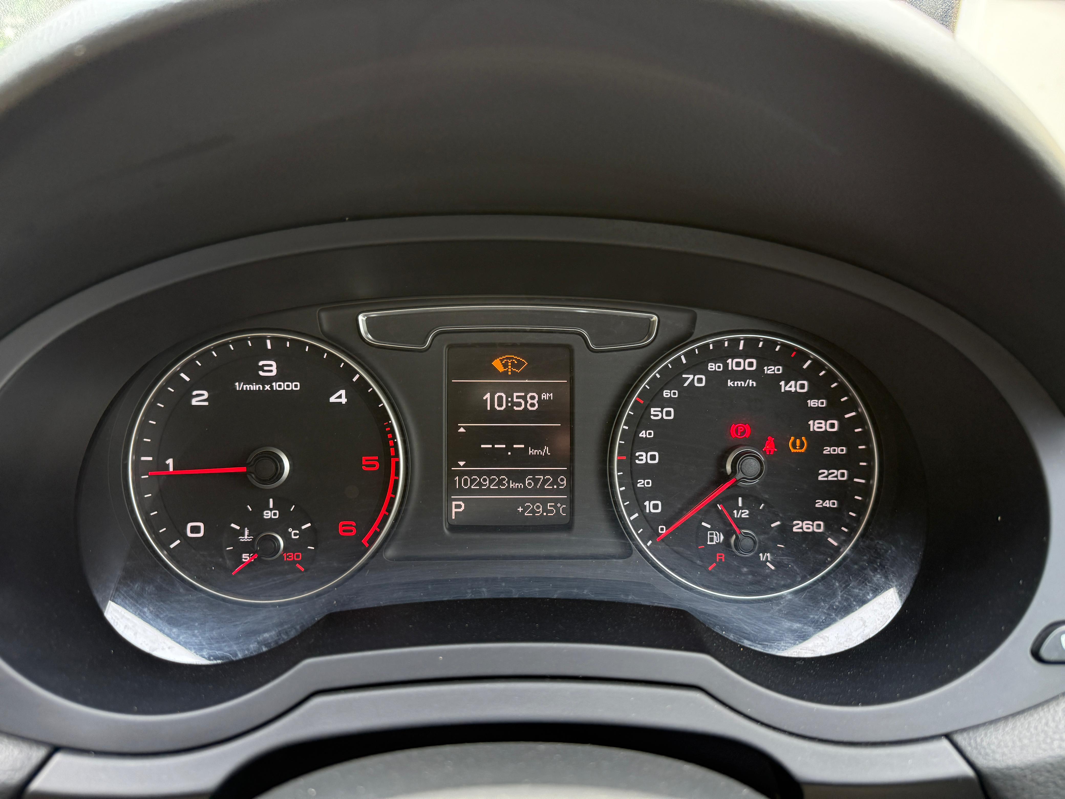Audi RS Q3 - Image 2