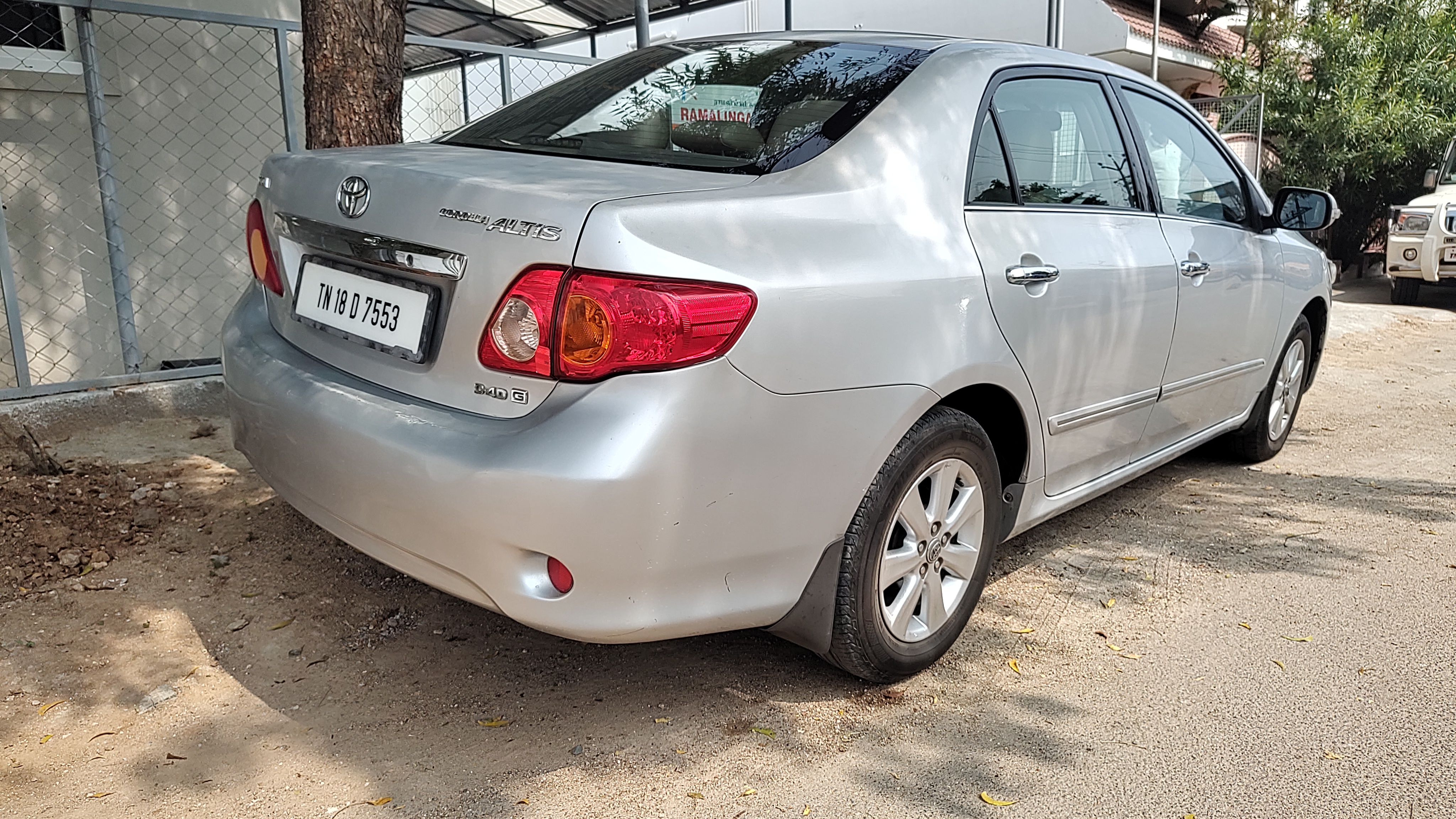 Toyota Corolla Altis - Image 3