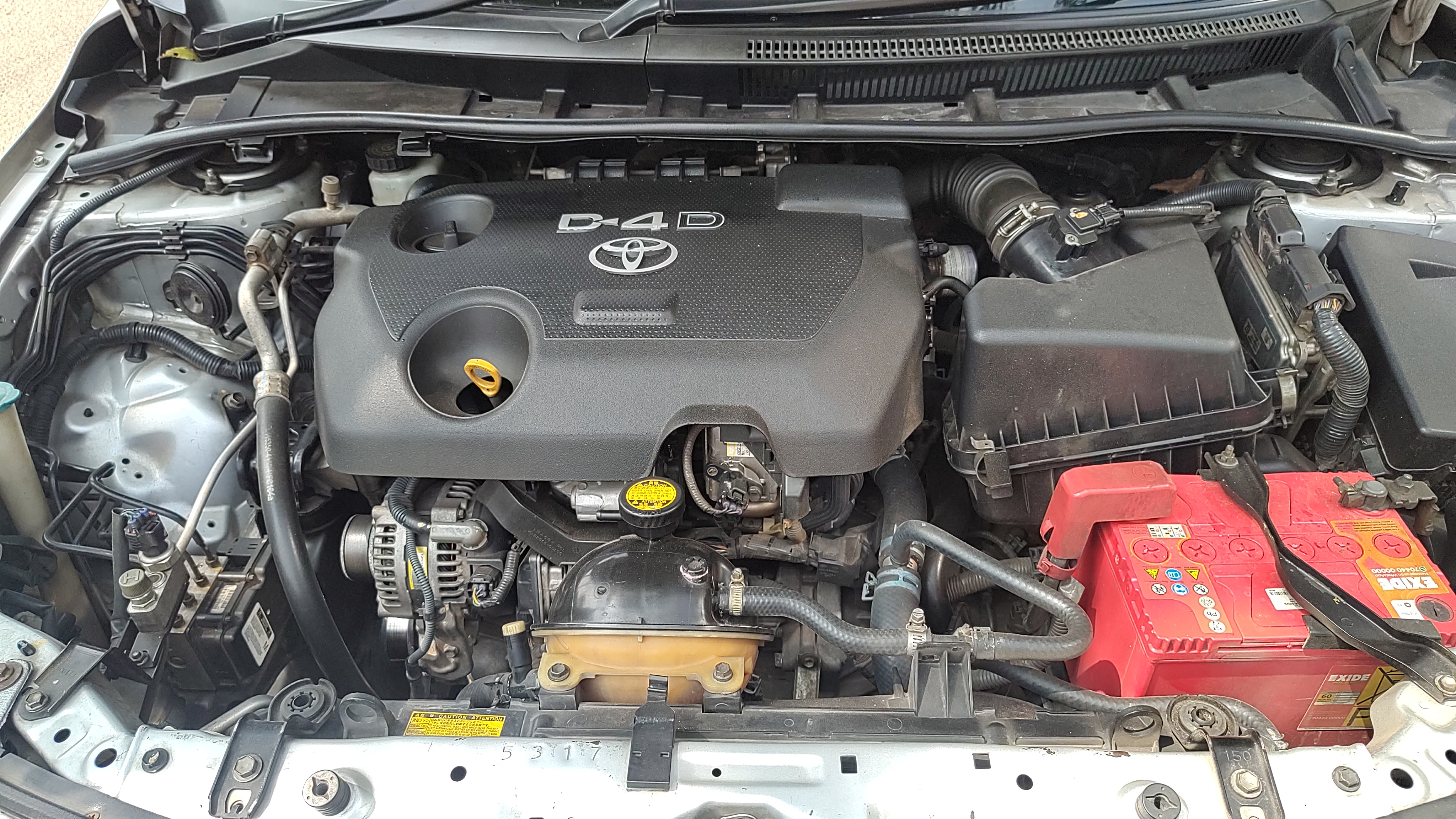 Toyota Corolla Altis - Image 9