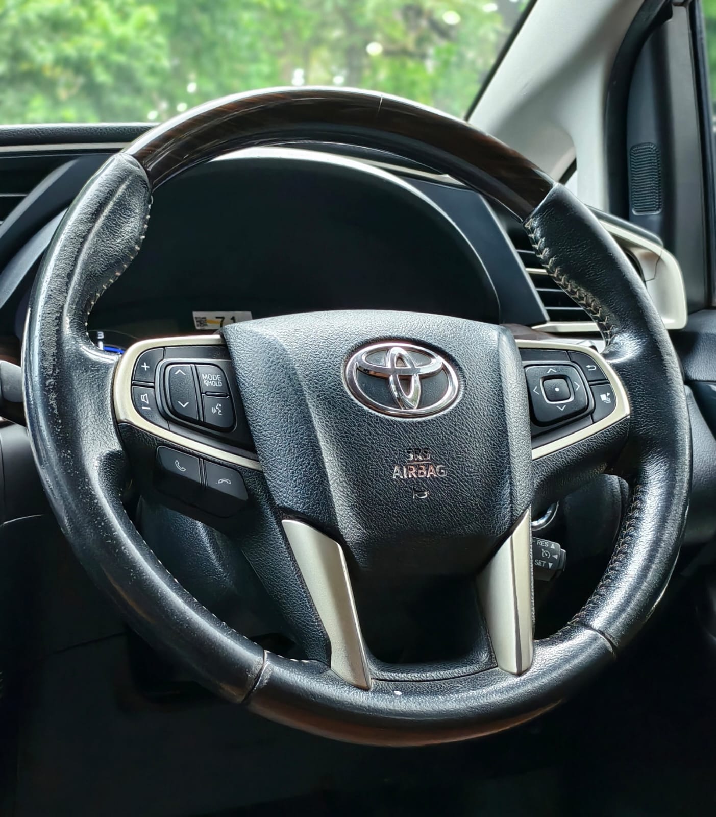 Toyota Innova Crysta - Image 12