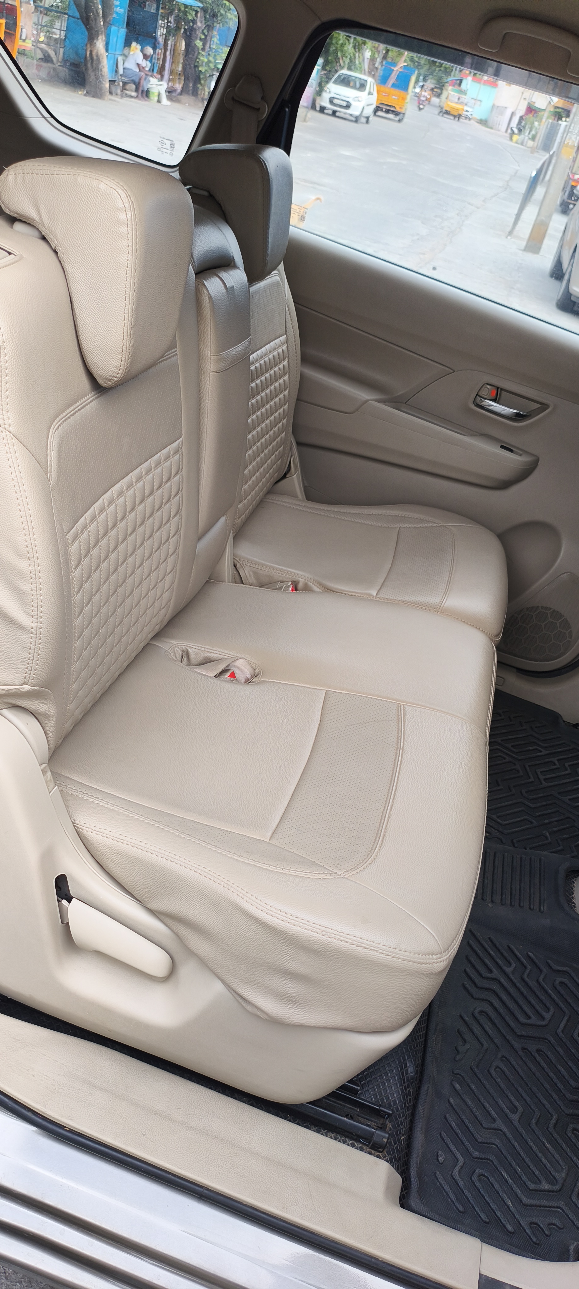 Maruti Suzuki Ertiga - Image 11