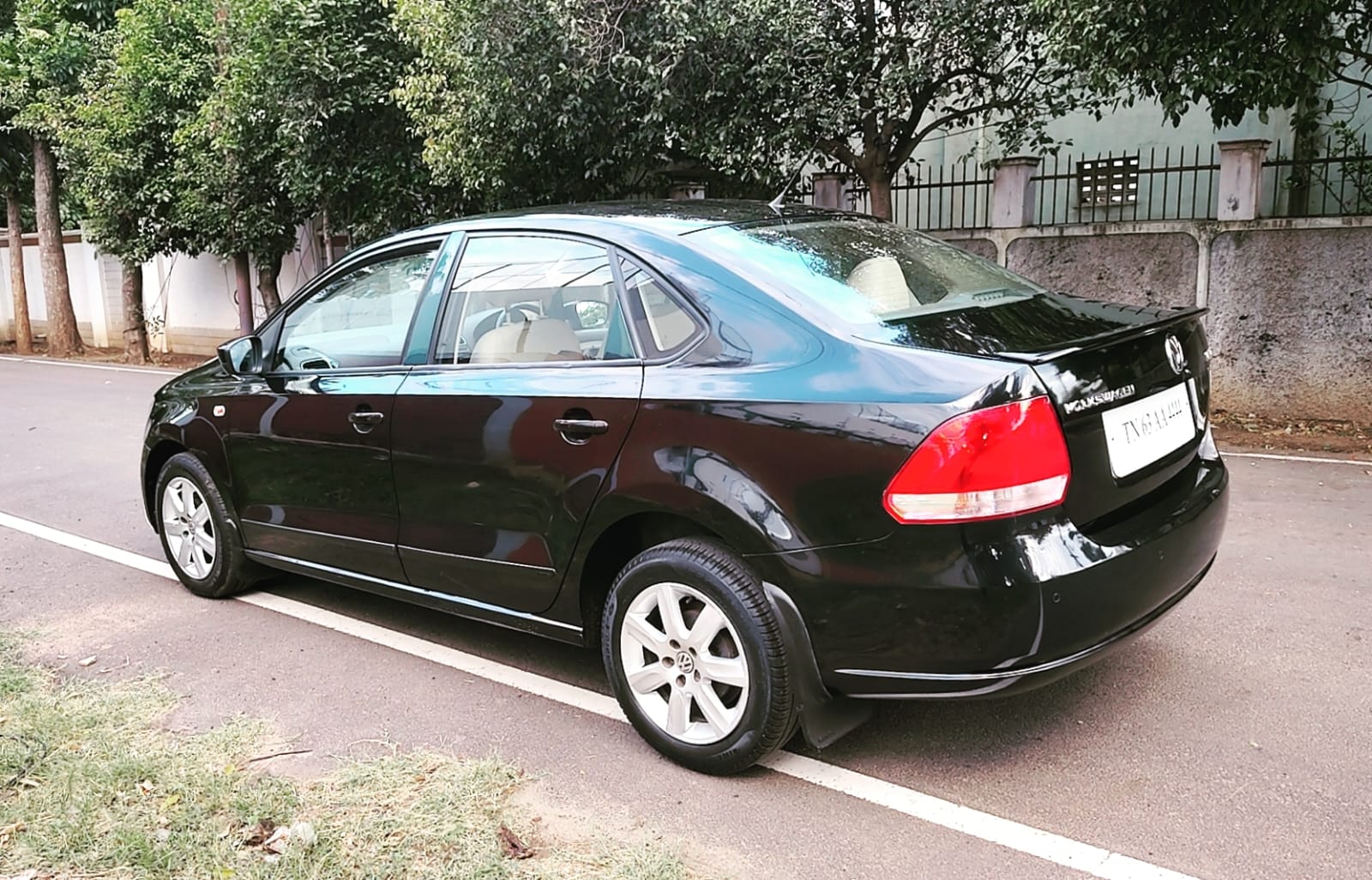 Volkswagen Vento - Image 2