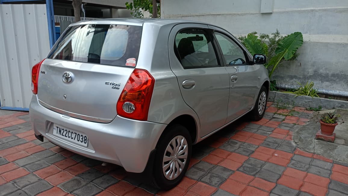 Toyota Etios Liva - Image 5