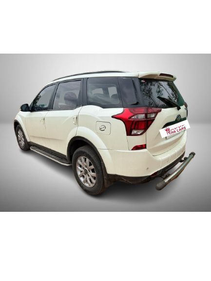 Mahindra XUV500 - Image 6
