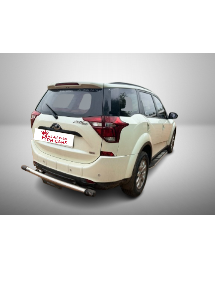 Mahindra XUV500 - Image 4