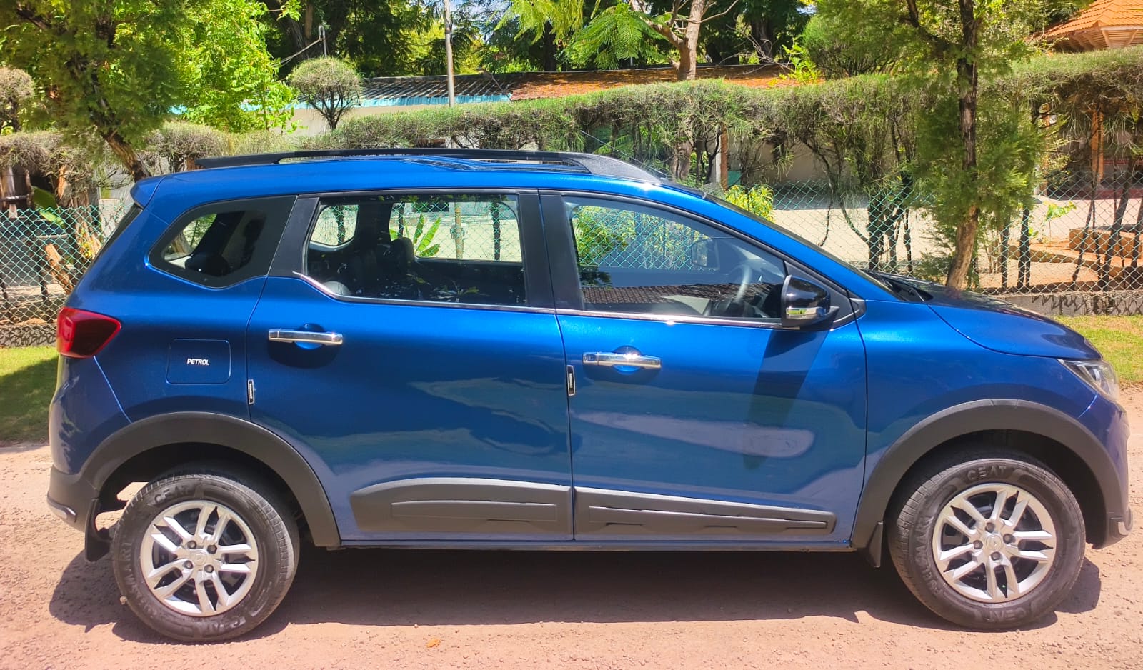 Renault Triber - Image 4