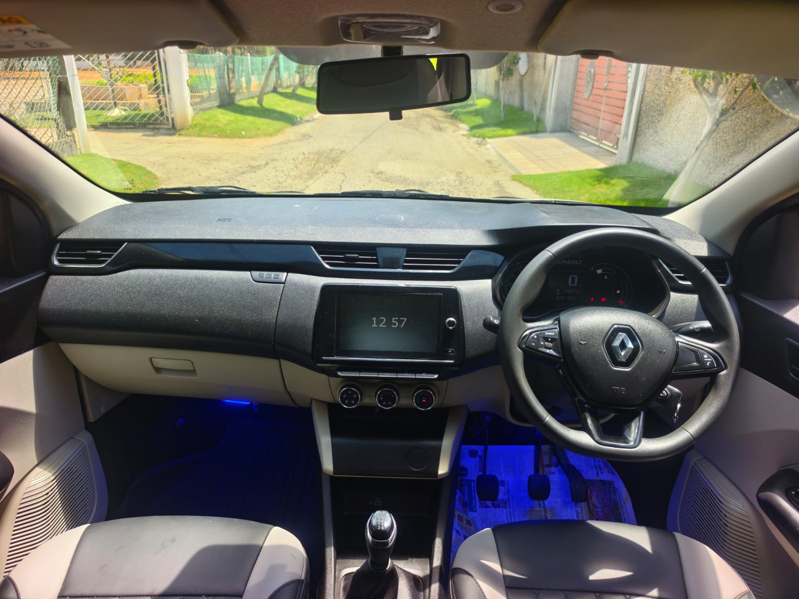 Renault Triber - Image 5