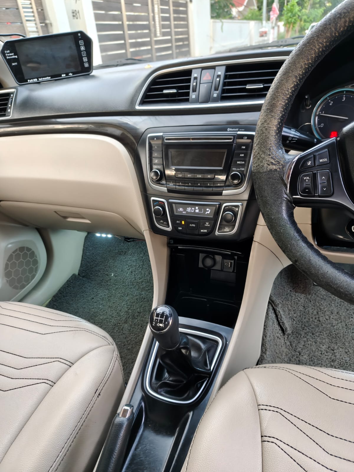 Maruti Suzuki Ciaz - Image 4