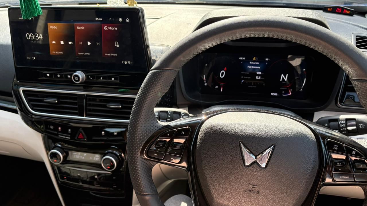 Mahindra XUV3XO - Image 3