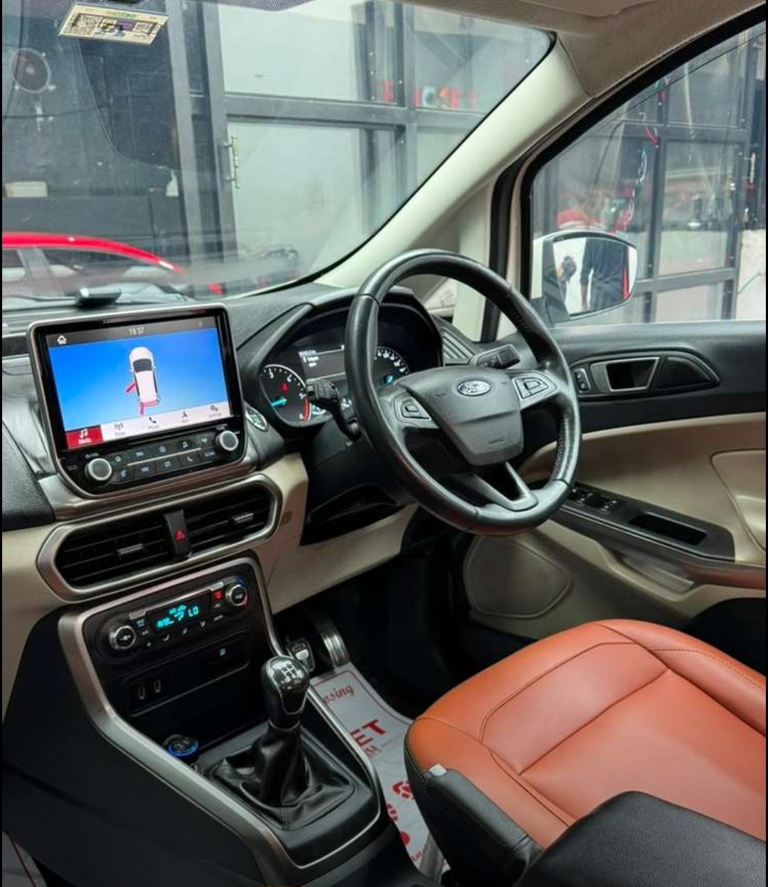 Ford Figo - Image 9