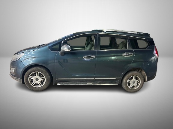 Mahindra Marazzo - Image 3