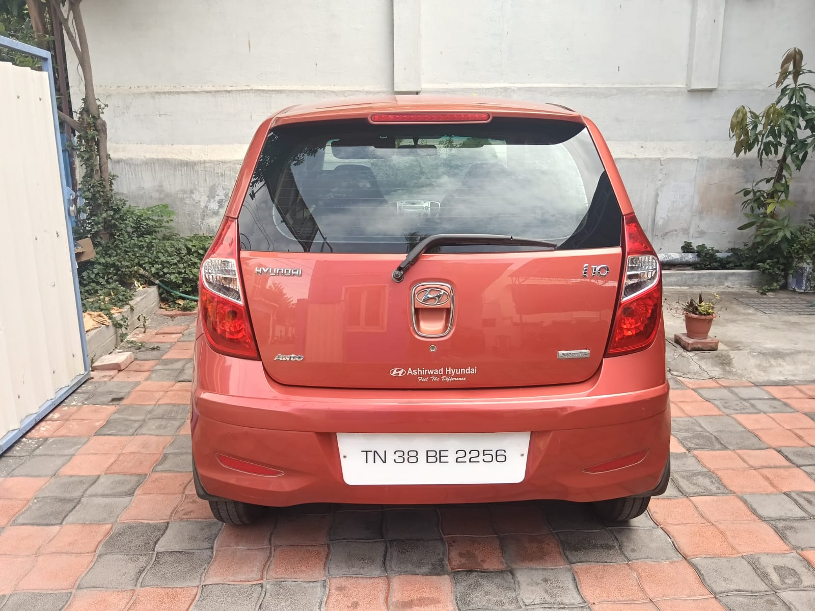 Hyundai i10 - Image 8