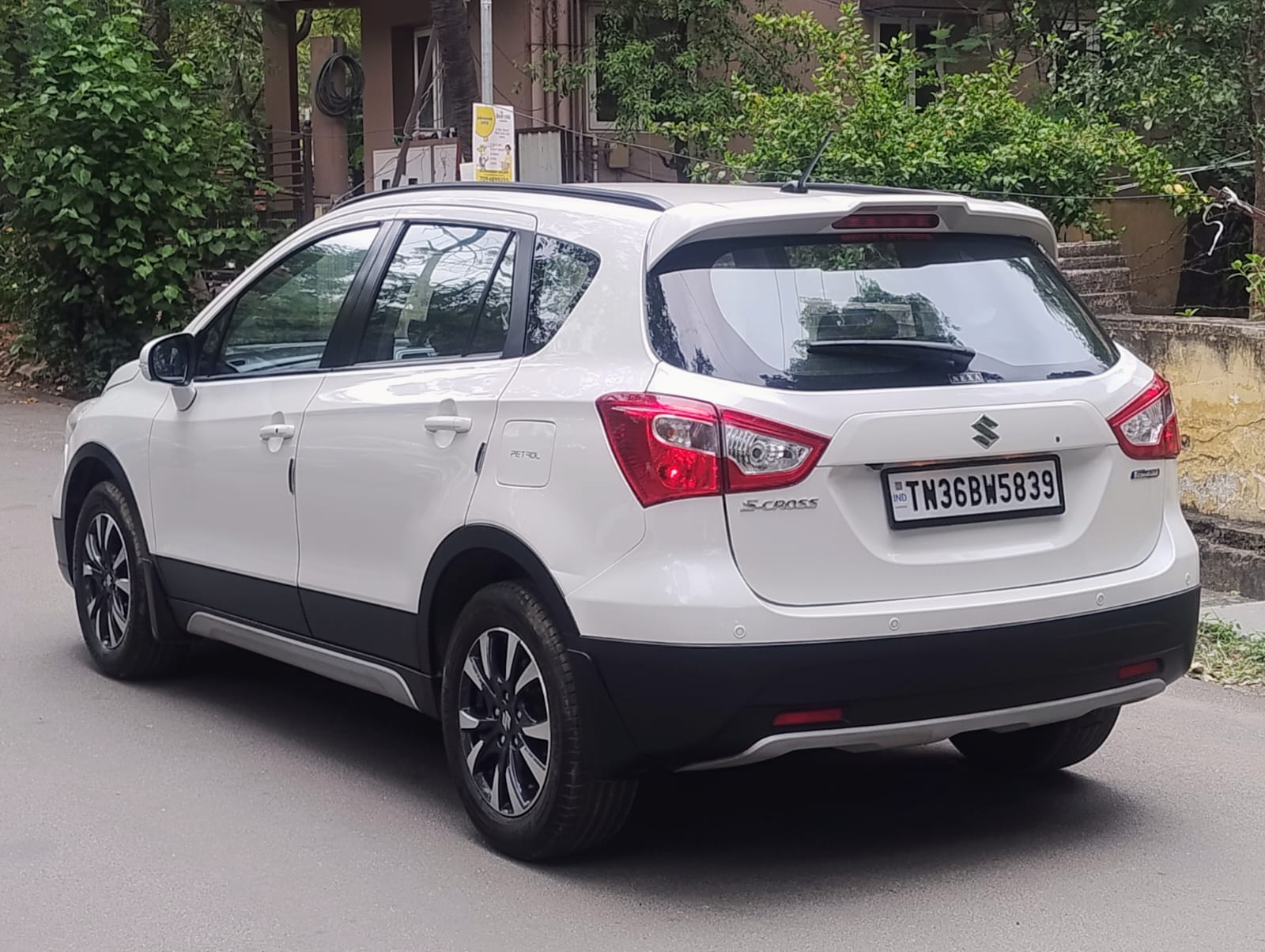 Maruti Suzuki S-Cross - Image 2