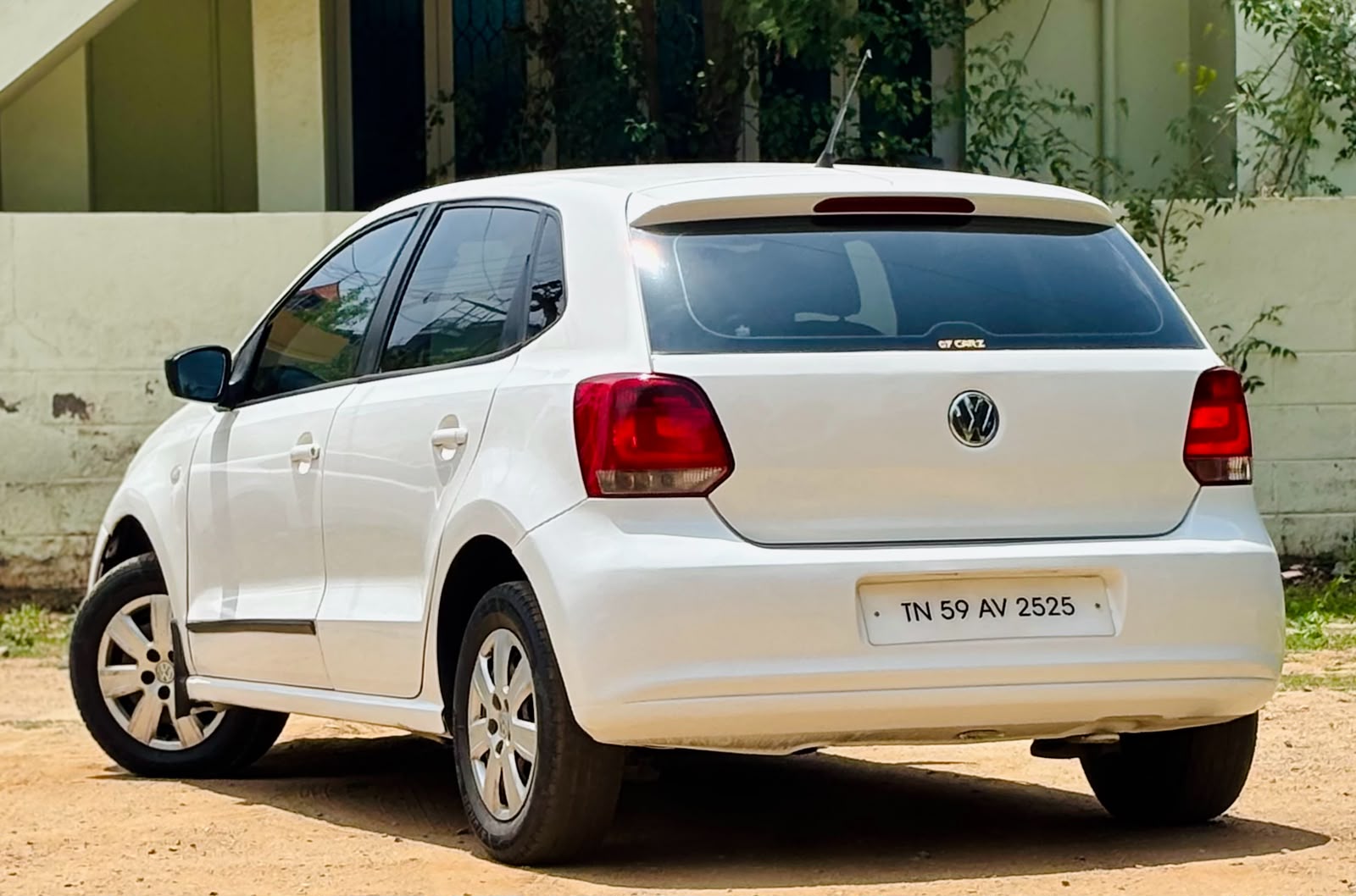 Volkswagen Polo - Image 8