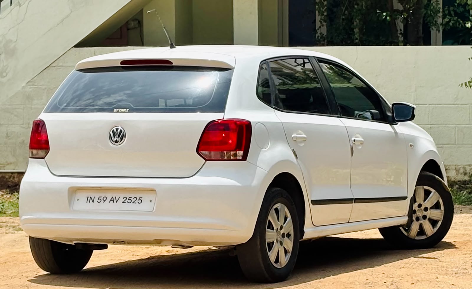 Volkswagen Polo - Image 9