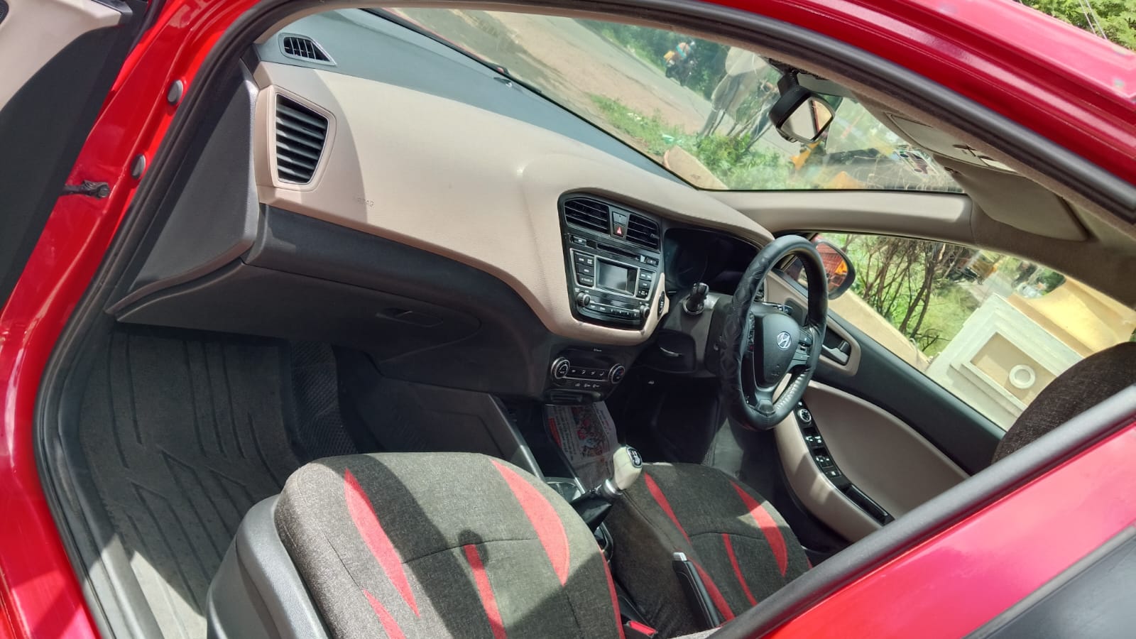 Hyundai i20 - Image 9