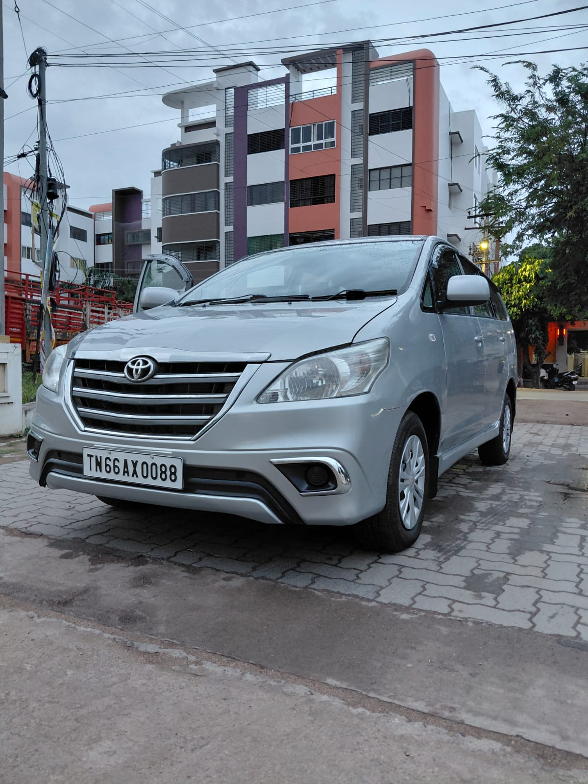 Toyota Innova - Image 12