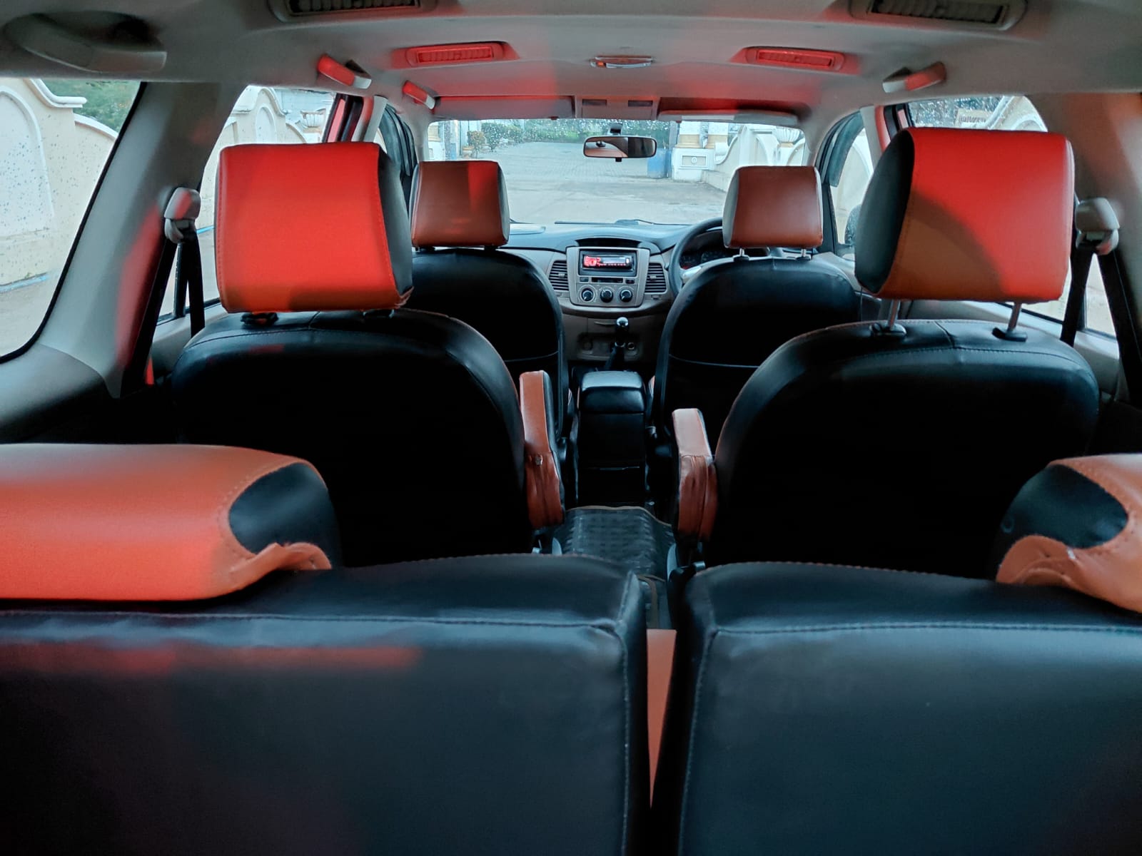 Toyota Innova - Image 8