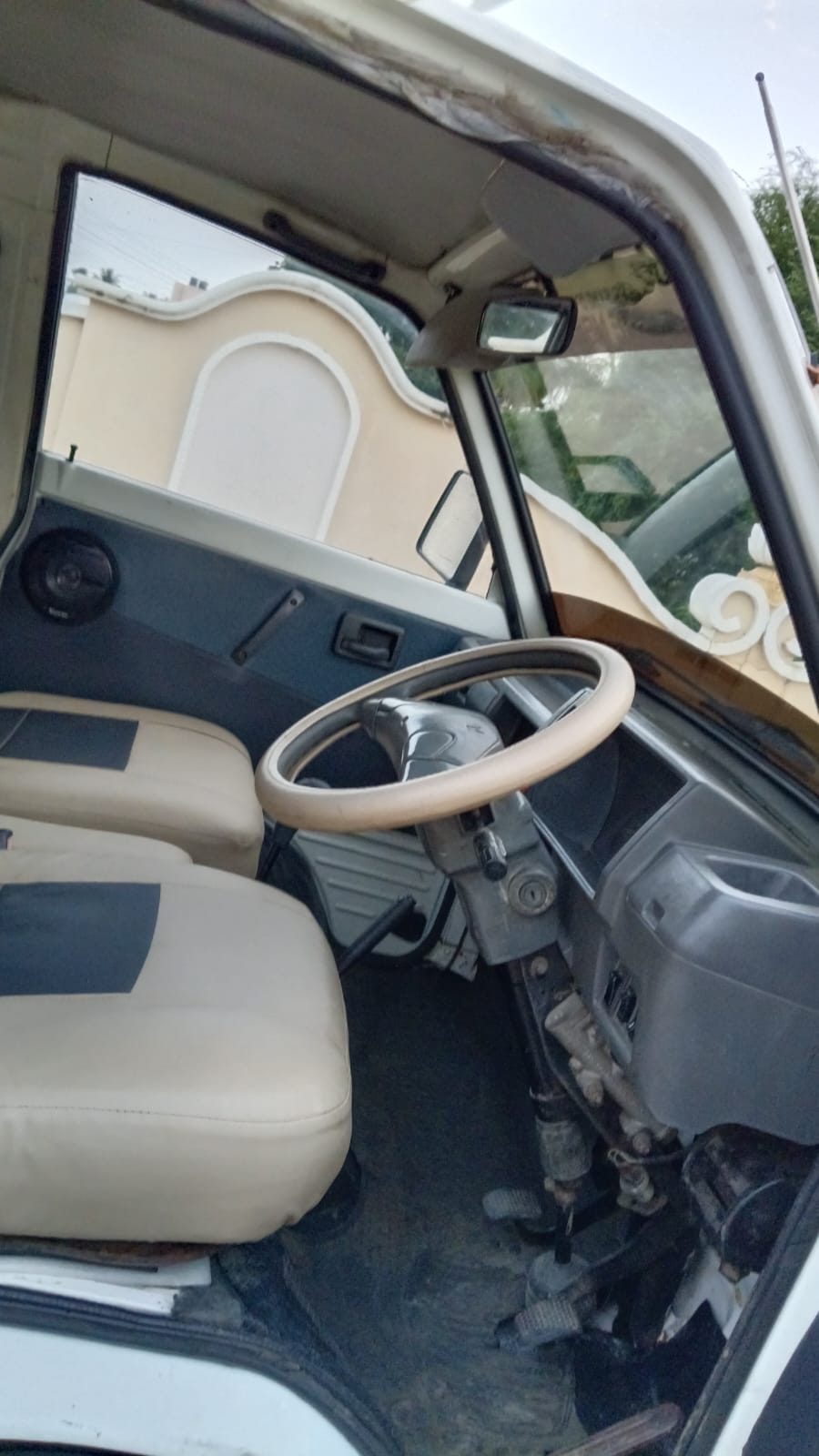 Maruti Suzuki Omni - Image 7