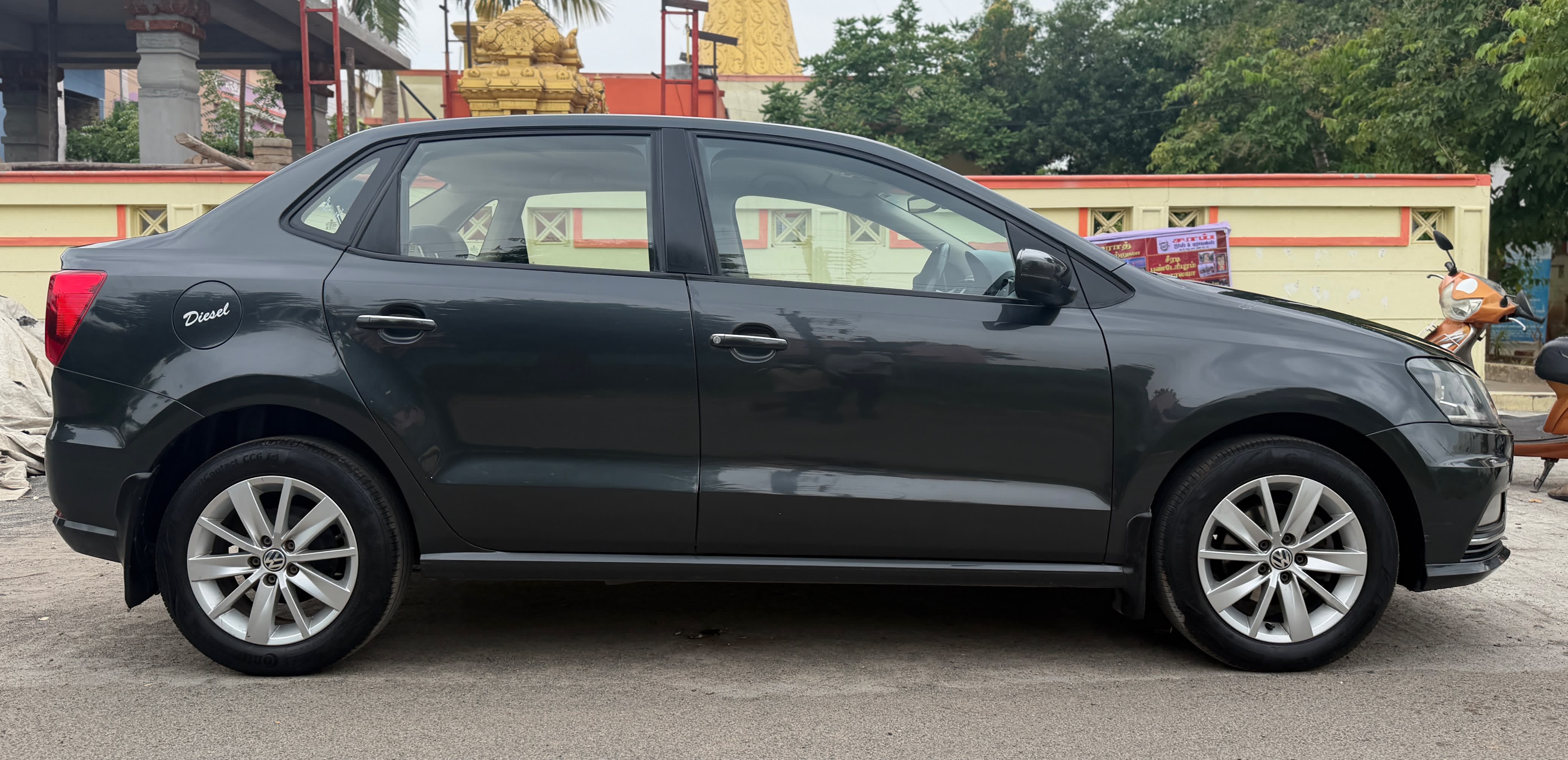 Volkswagen AMEO - Image 8