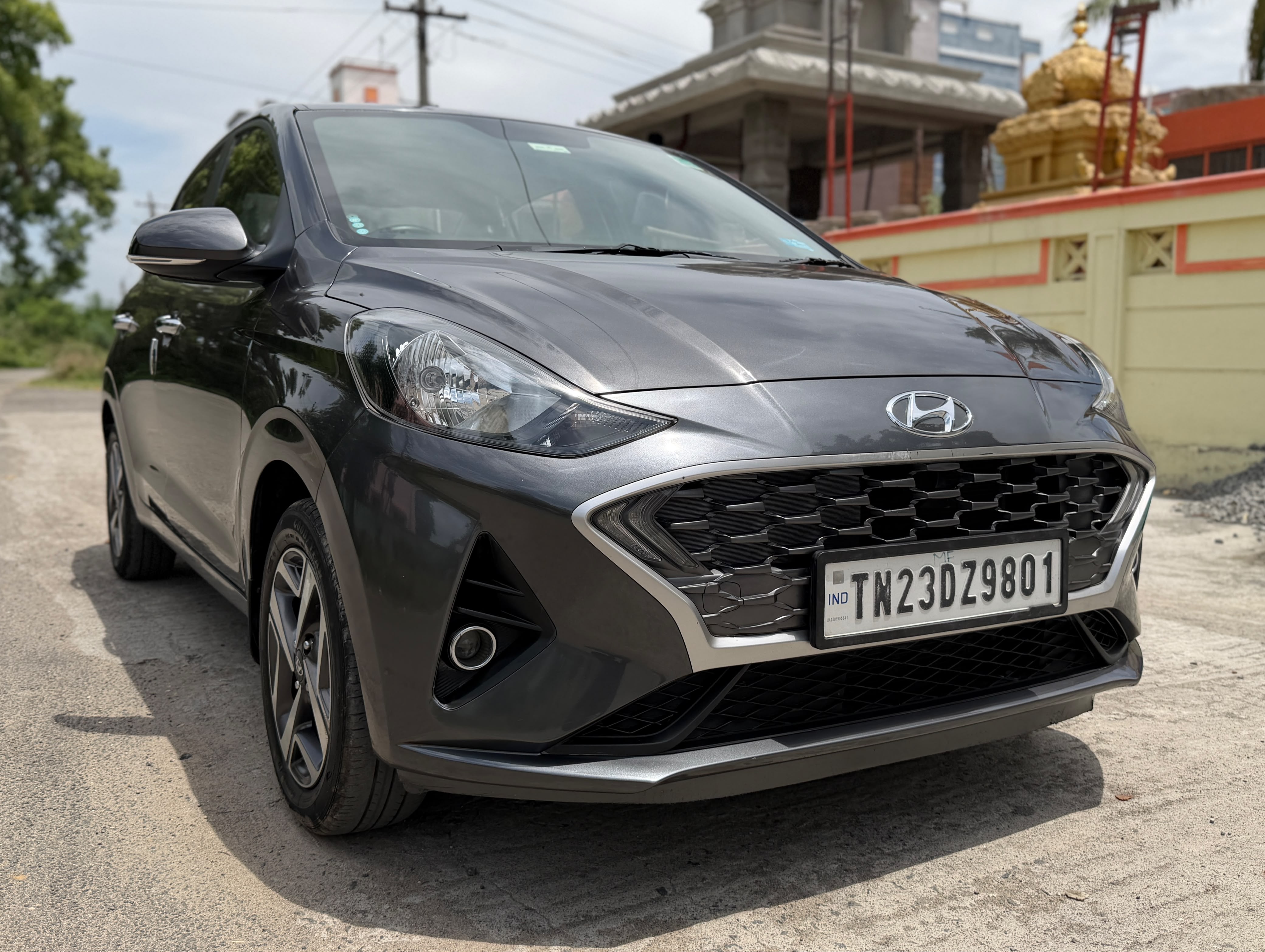 Hyundai Aura - Image 3