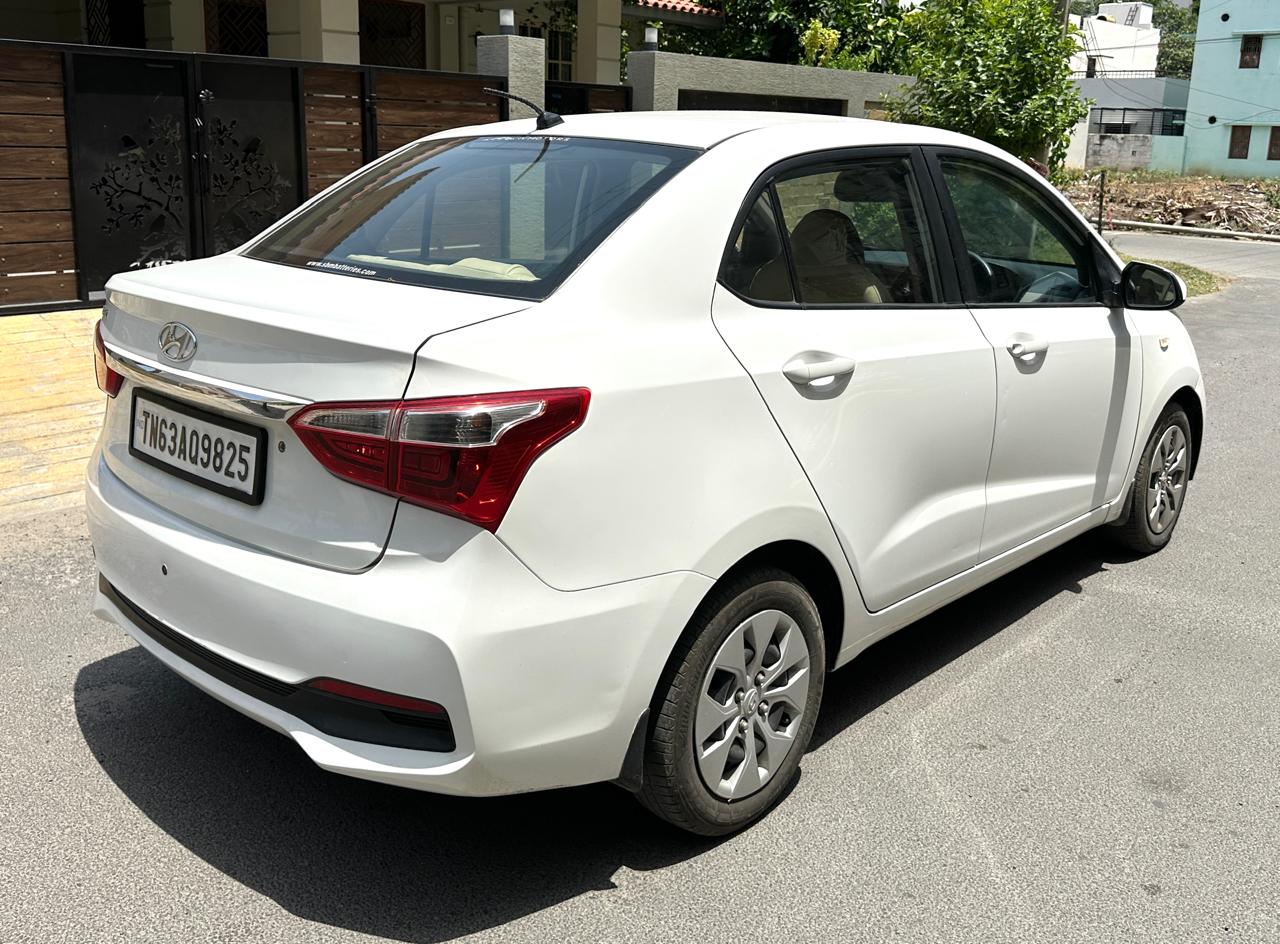 Hyundai Xcent - Image 8