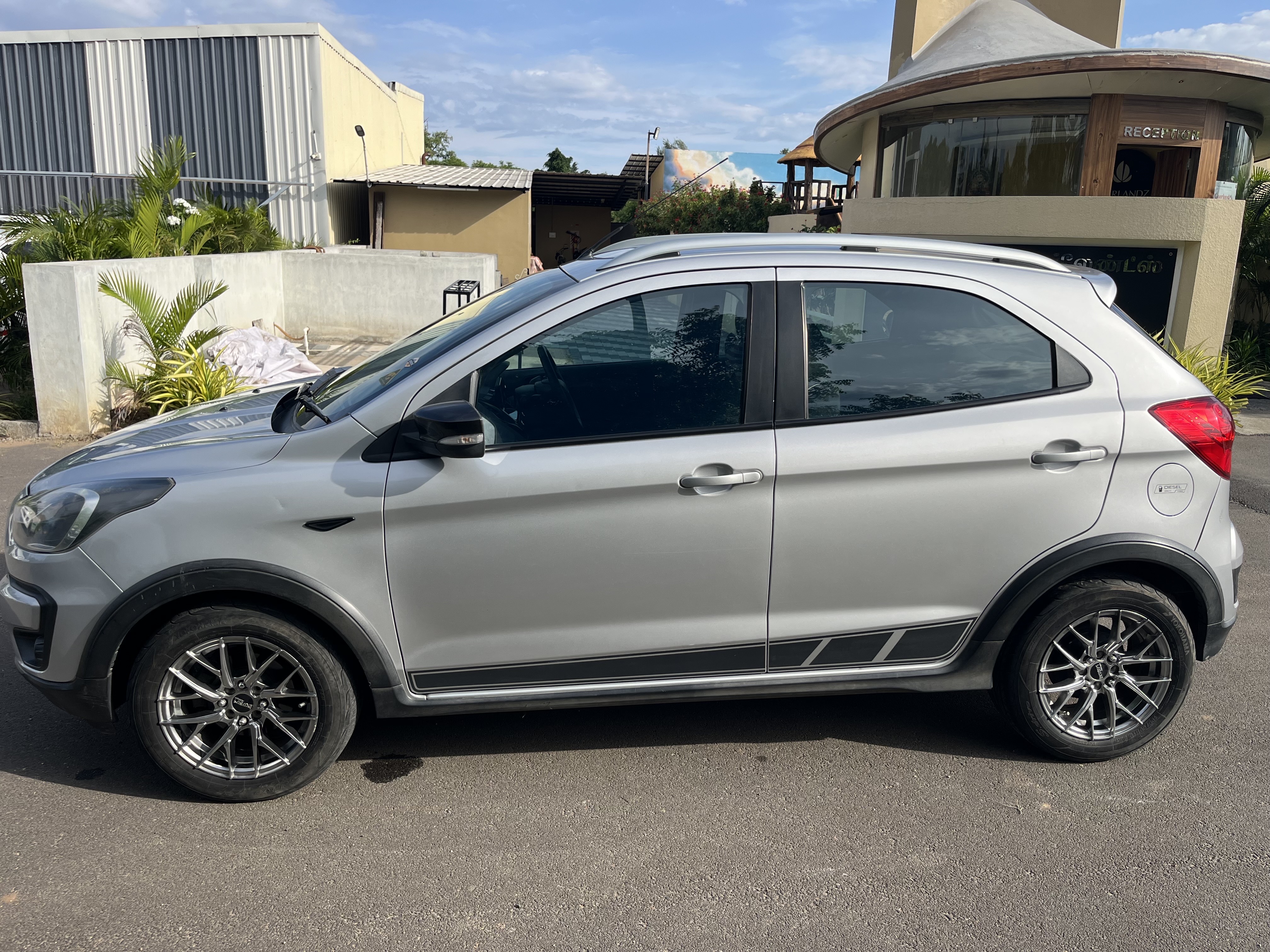 Ford Freestyle - Image 3