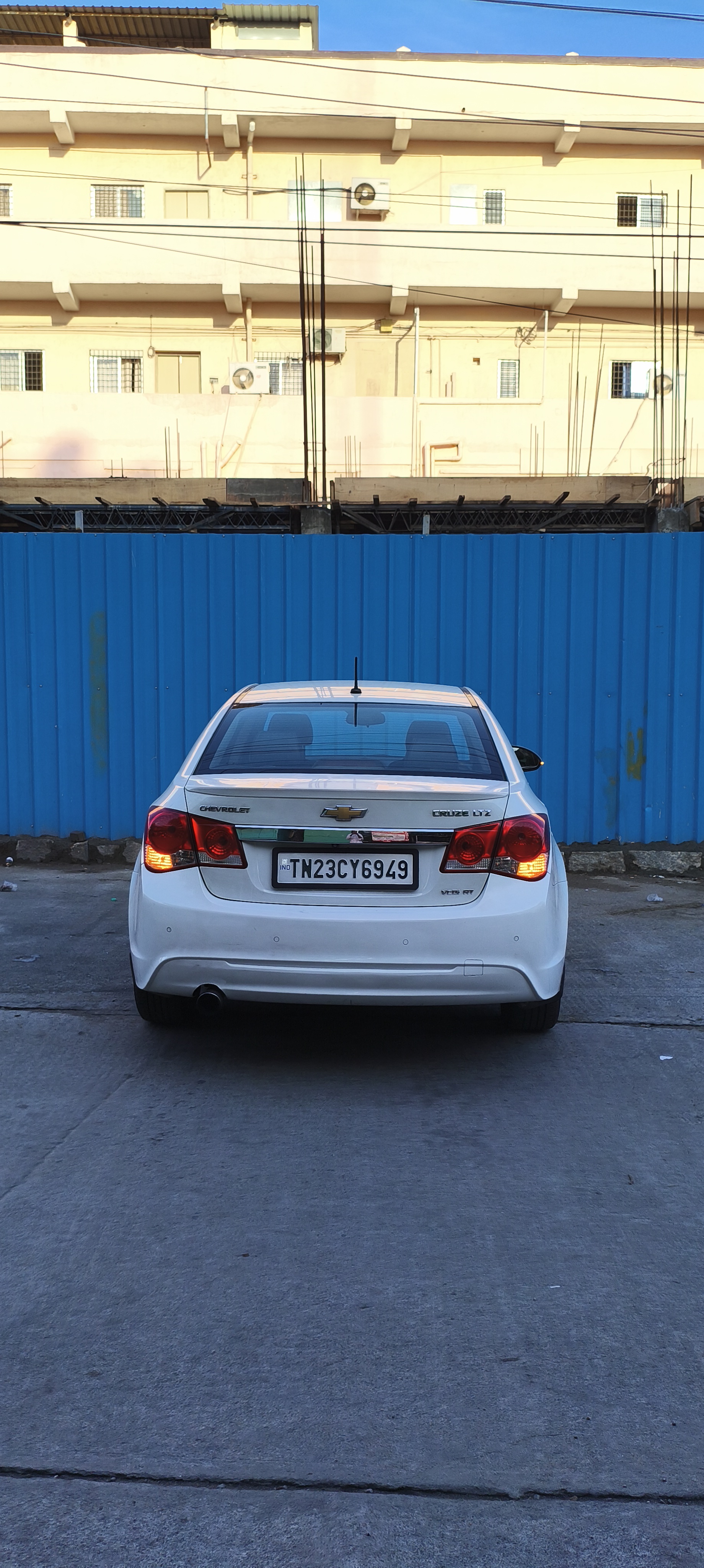 Chevrolet Cruze - Image 5