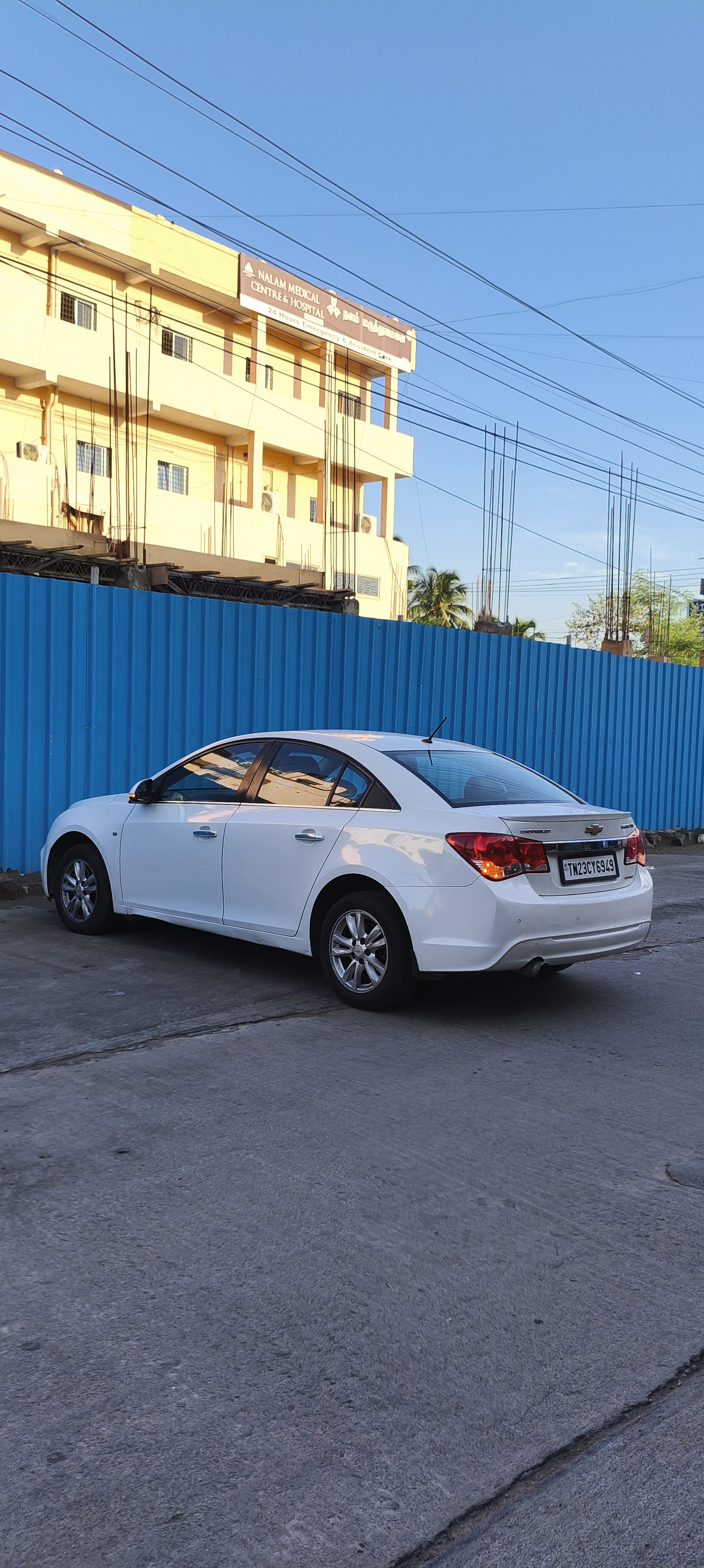 Chevrolet Cruze - Image 4