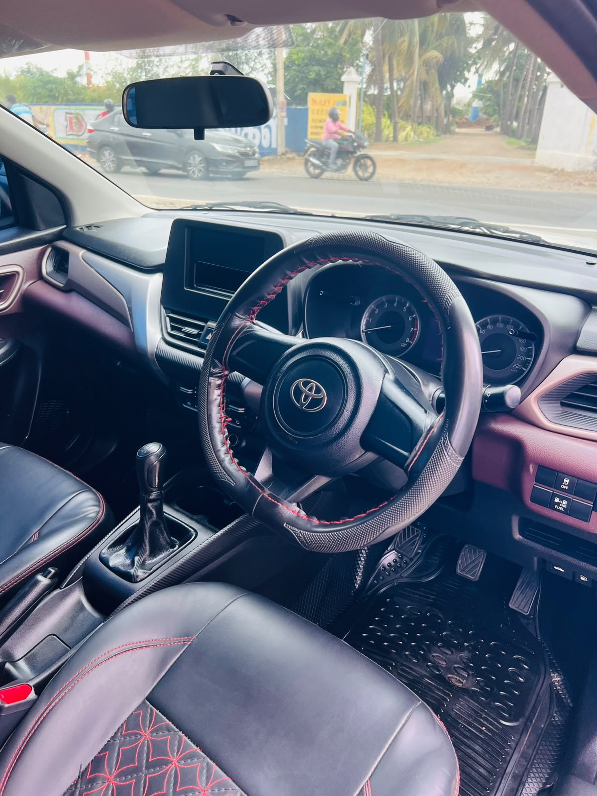 Toyota Urban Cruiser Taisor - Image 10