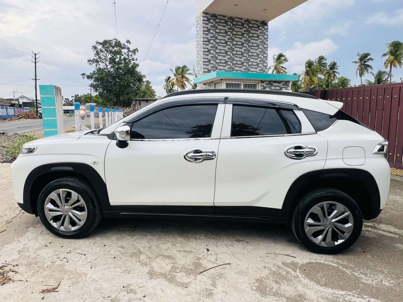 Toyota Urban Cruiser Taisor - Image 4