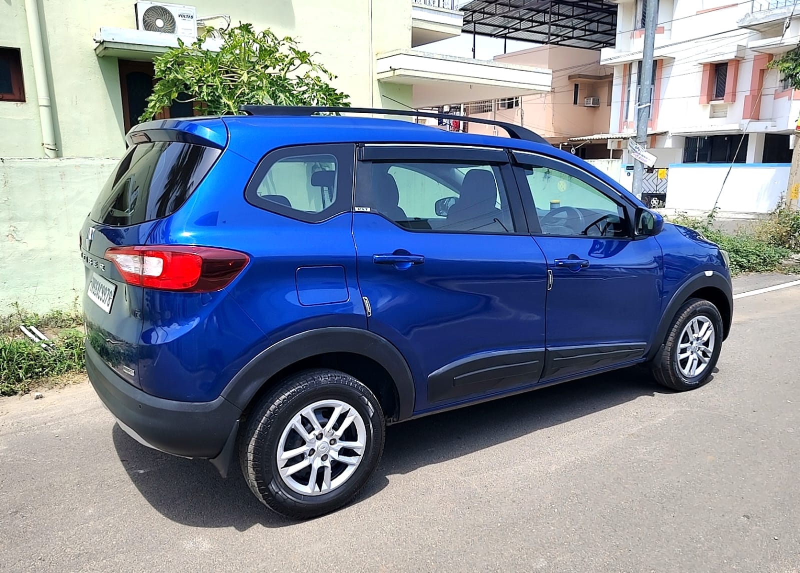 Renault Triber - Image 2