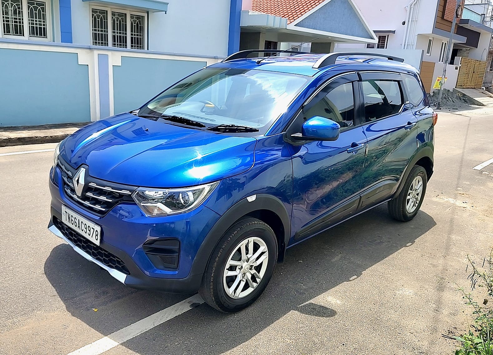 Renault Triber - Image 4