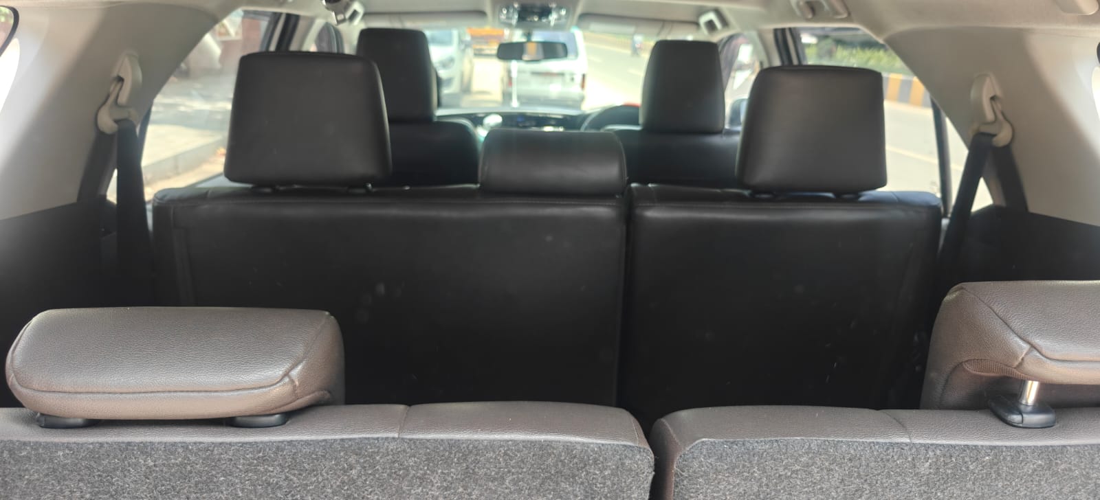 Toyota Fortuner - Image 6
