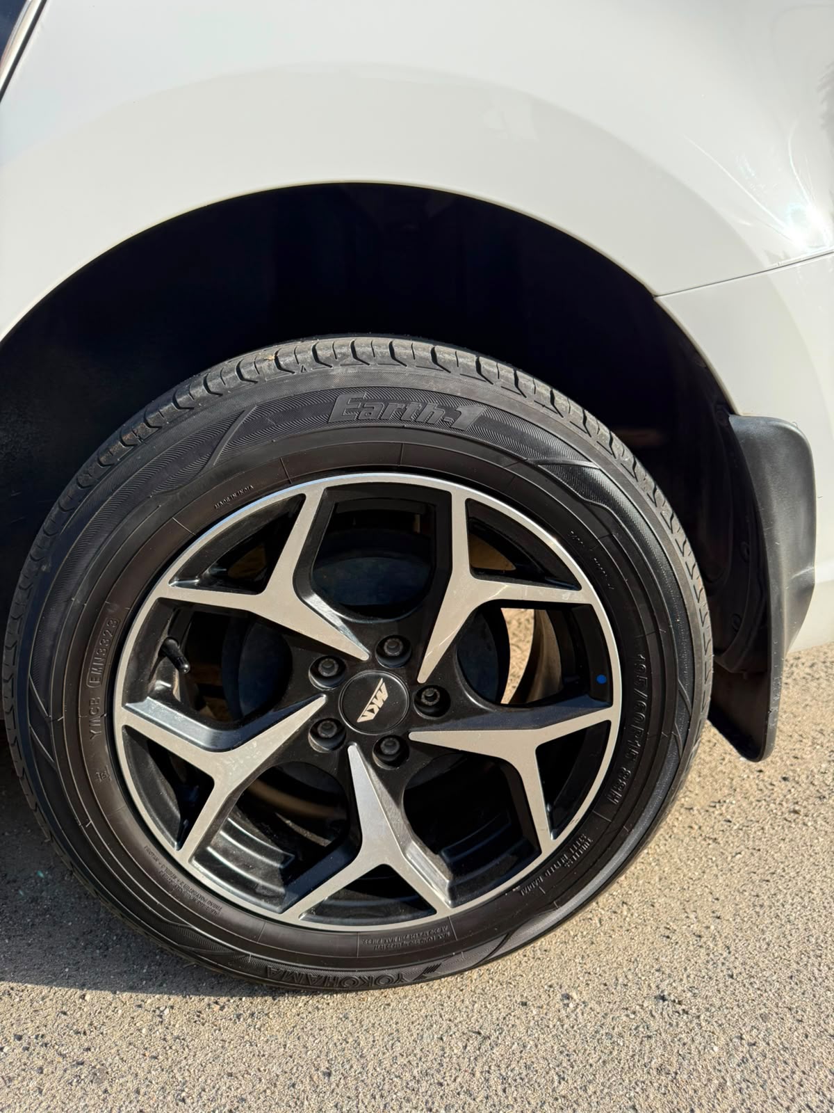 Skoda Rapid - Image 3