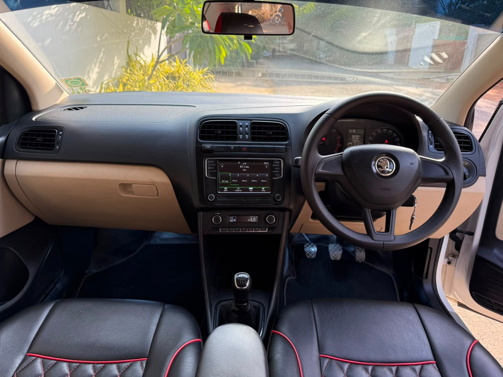 Skoda Rapid - Image 4