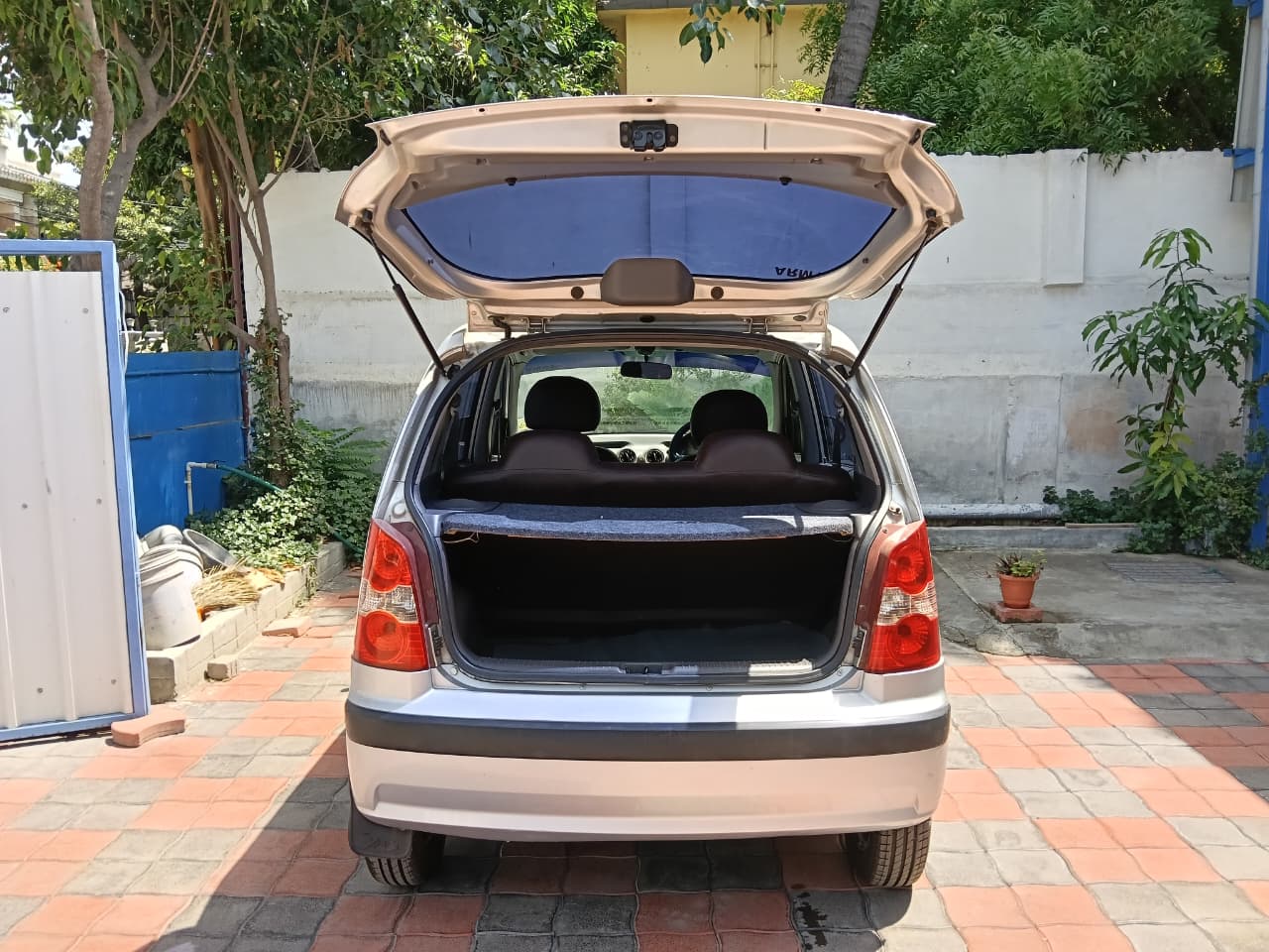 Hyundai Santro Xing - Image 5
