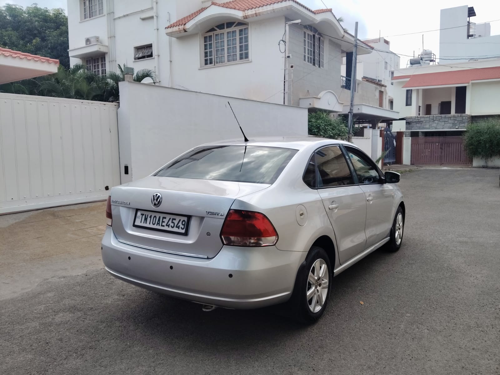 Volkswagen Vento - Image 10