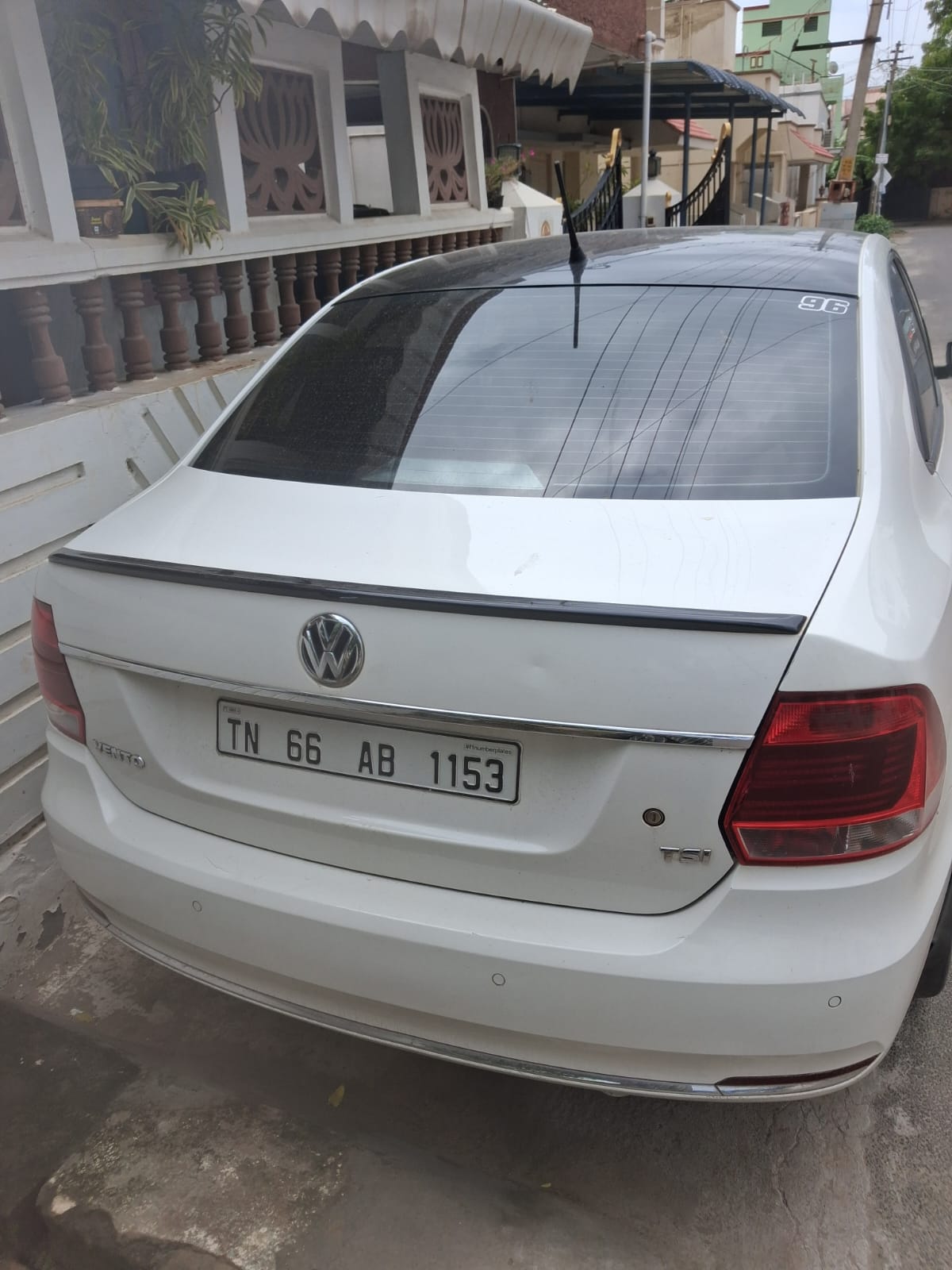 Volkswagen Vento - Image 6