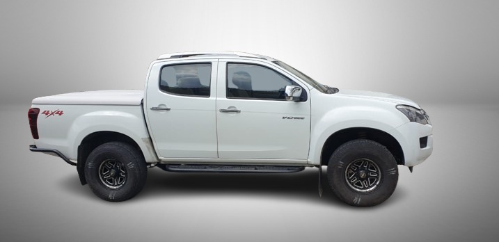 Isuzu D-MAX V-Cross - Image 11