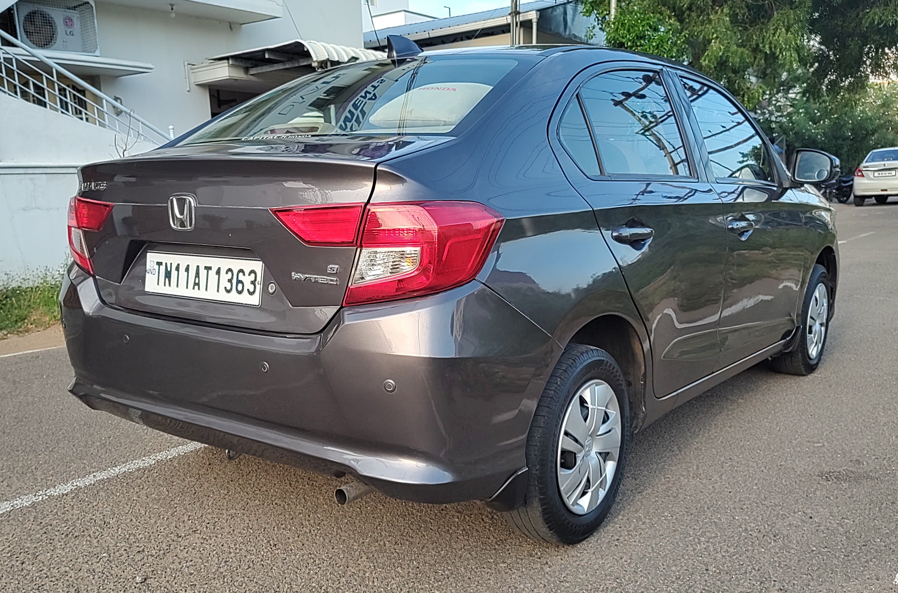Honda Amaze 2nd Gen - Image 3