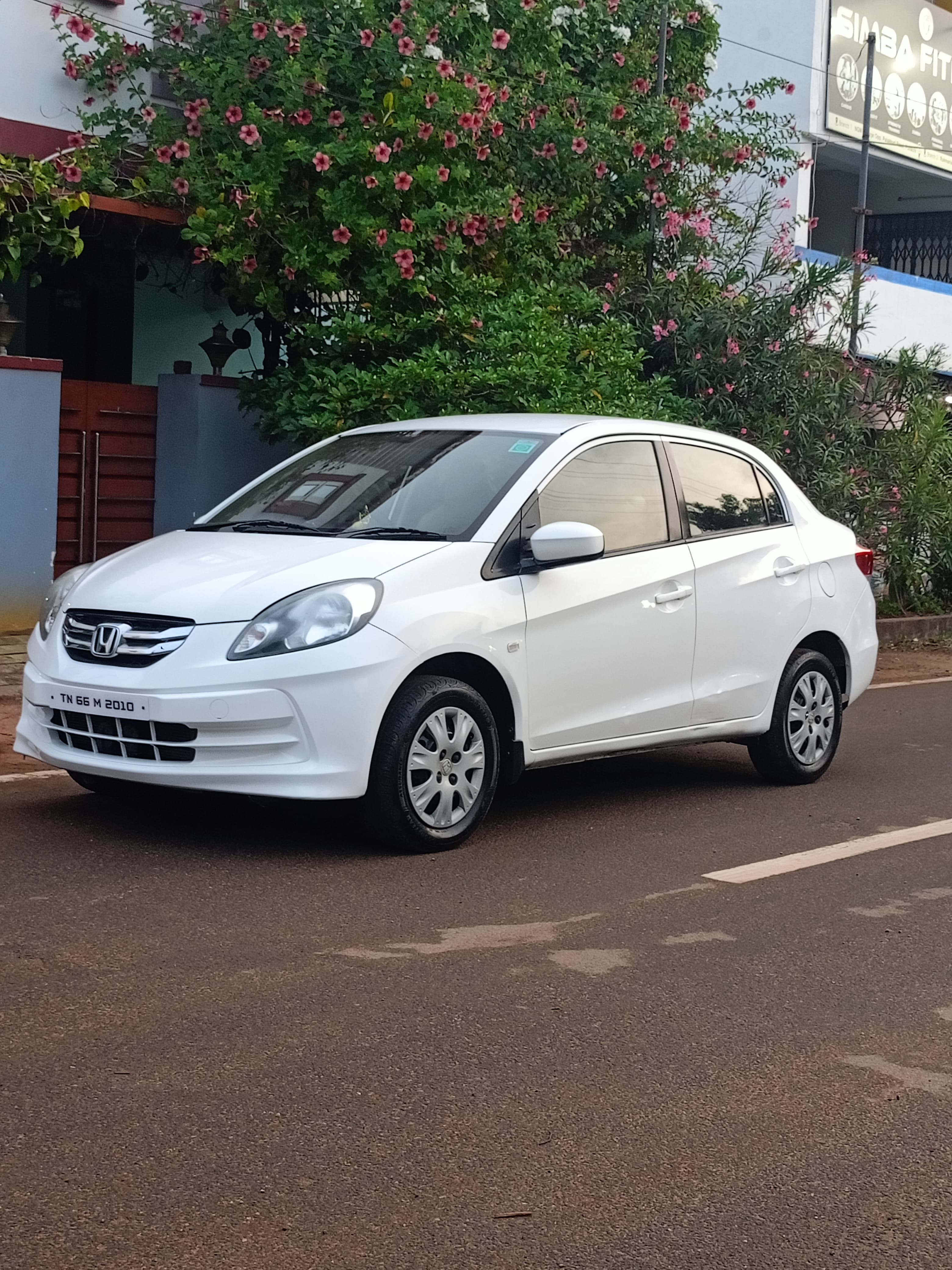 Honda Amaze - Image 7