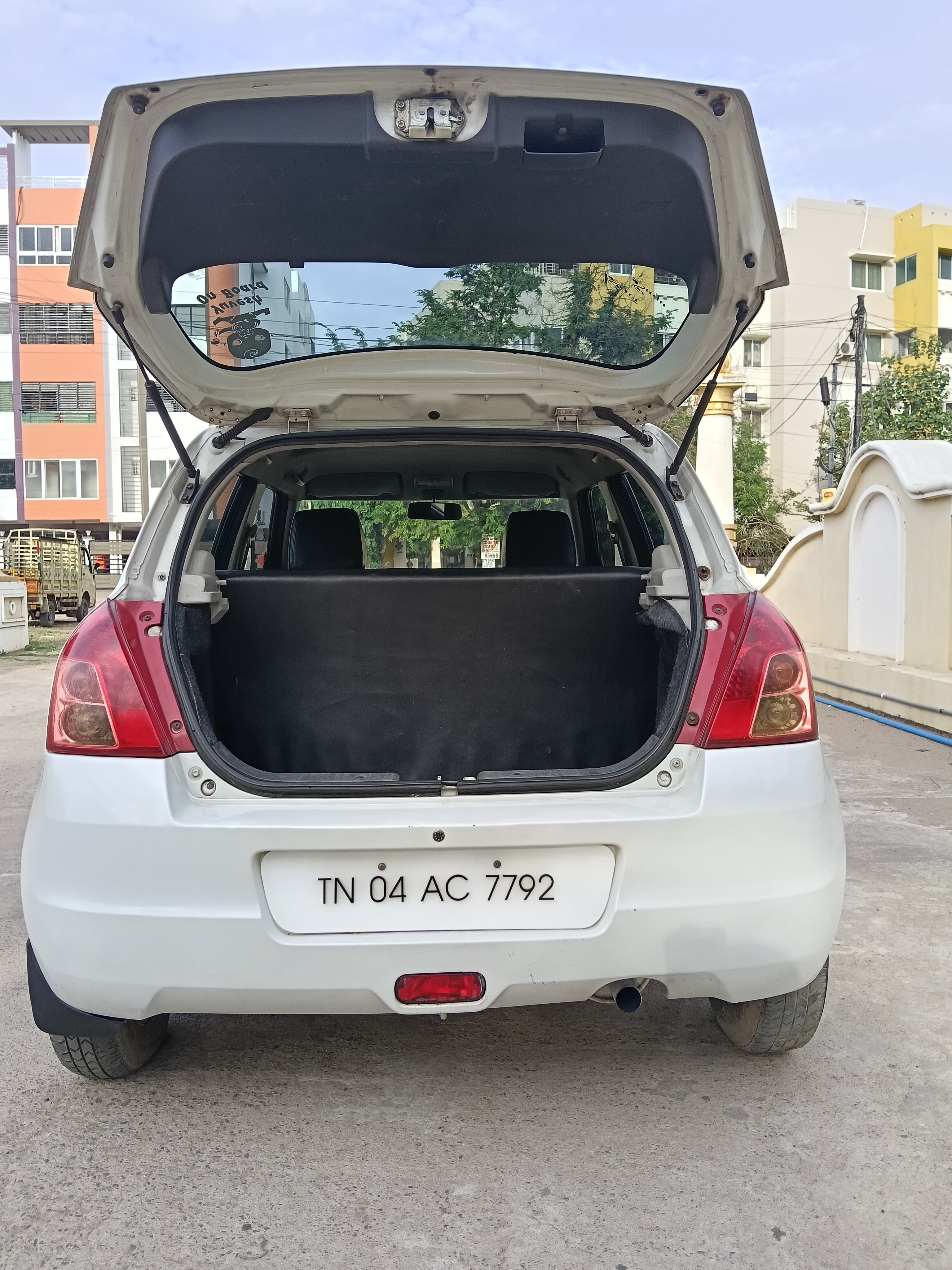 Maruti Suzuki Swift - Image 10